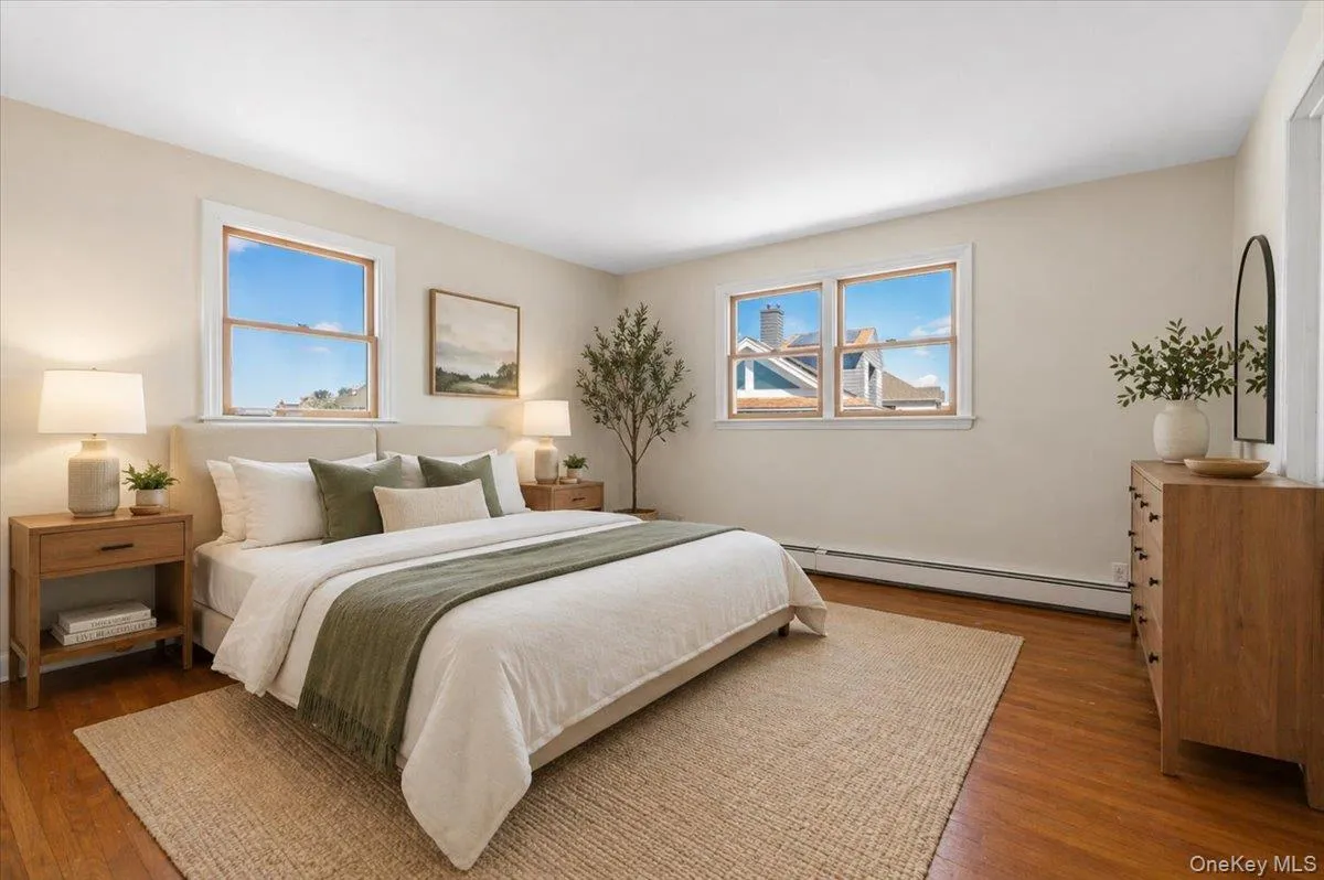 160 Sequams Lane, Islip, NY, 5 Bedrooms Bedrooms, 10 Rooms Rooms,3 BathroomsBathrooms,Residential,For Rent,Sequams,0,992605 160 Sequams Lane, Islip, NY, 5 Bedrooms Bedrooms, 10 Rooms Rooms,3 BathroomsBathrooms,Residential,For Rent,Sequams,0,992605