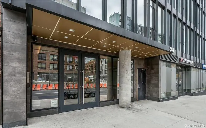 554 4th Avenue, New York, NY, 1 Bedroom Bedrooms, 3 Rooms Rooms,1 BathroomBathrooms,Residential,For Rent,4th,0,992614 554 4th Avenue, New York, NY, 1 Bedroom Bedrooms, 3 Rooms Rooms,1 BathroomBathrooms,Residential,For Rent,4th,0,992614