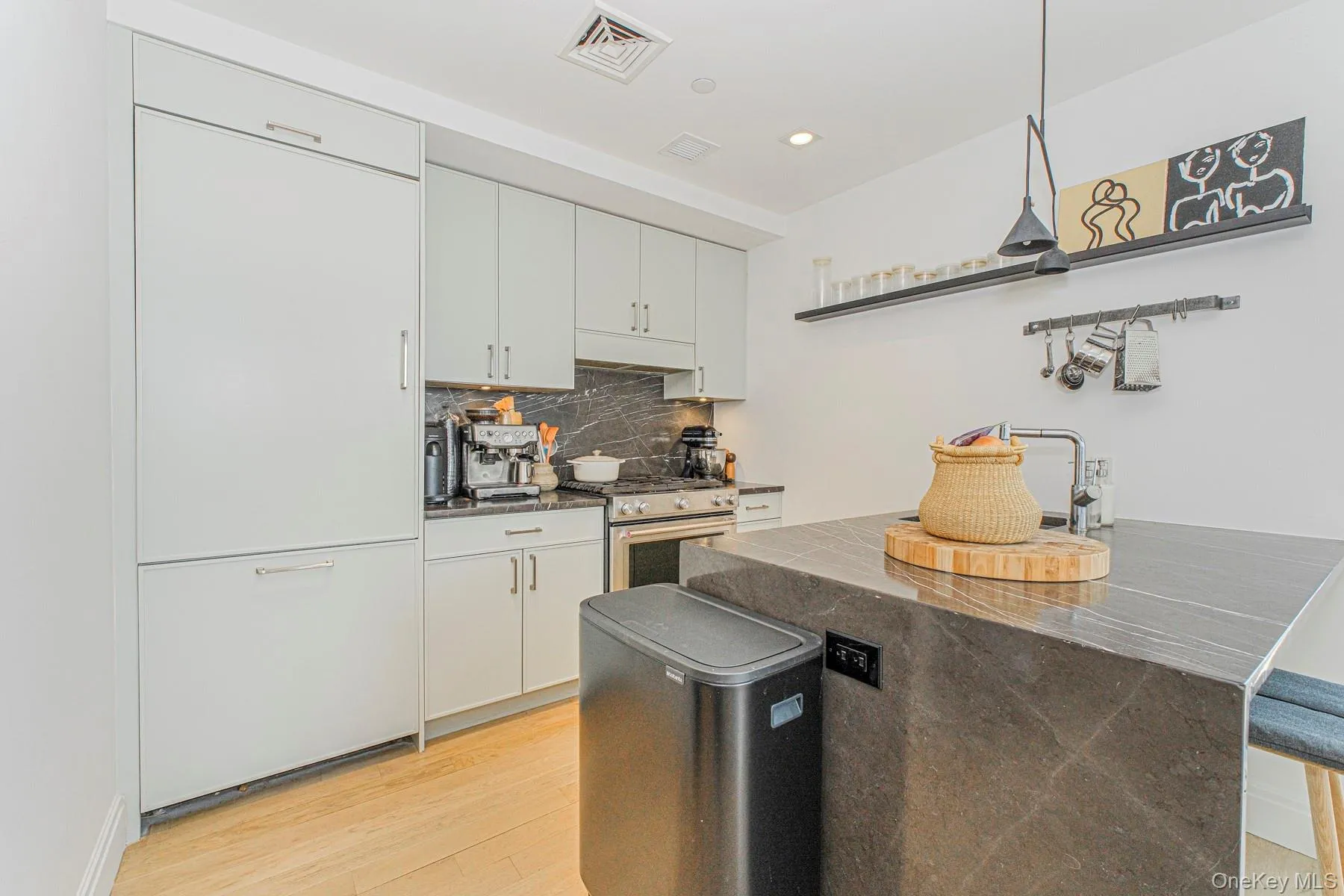 554 4th Avenue, New York, NY, 1 Bedroom Bedrooms, 3 Rooms Rooms,1 BathroomBathrooms,Residential,For Rent,4th,0,992614 554 4th Avenue, New York, NY, 1 Bedroom Bedrooms, 3 Rooms Rooms,1 BathroomBathrooms,Residential,For Rent,4th,0,992614