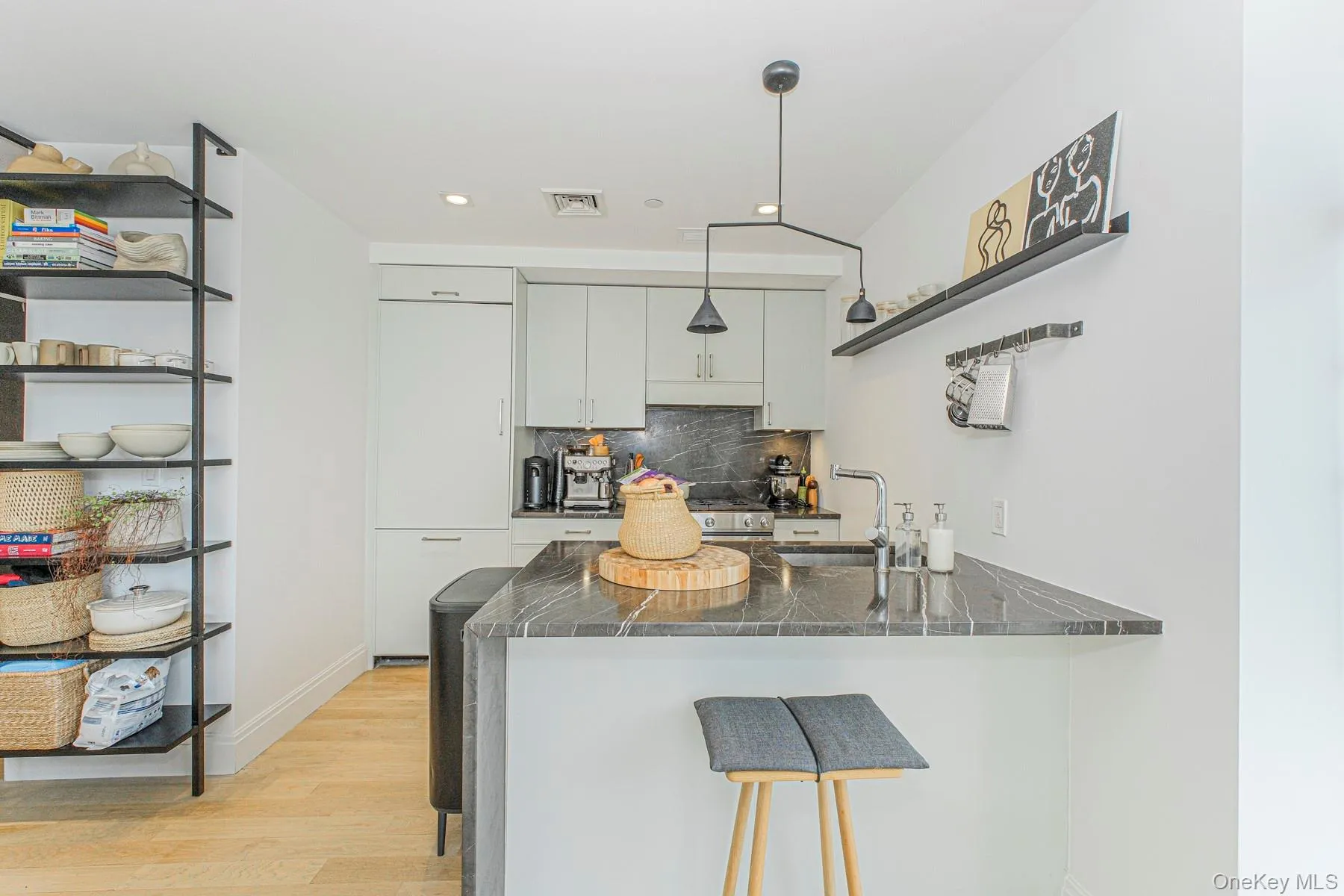 554 4th Avenue, New York, NY, 1 Bedroom Bedrooms, 3 Rooms Rooms,1 BathroomBathrooms,Residential,For Rent,4th,0,992614 554 4th Avenue, New York, NY, 1 Bedroom Bedrooms, 3 Rooms Rooms,1 BathroomBathrooms,Residential,For Rent,4th,0,992614