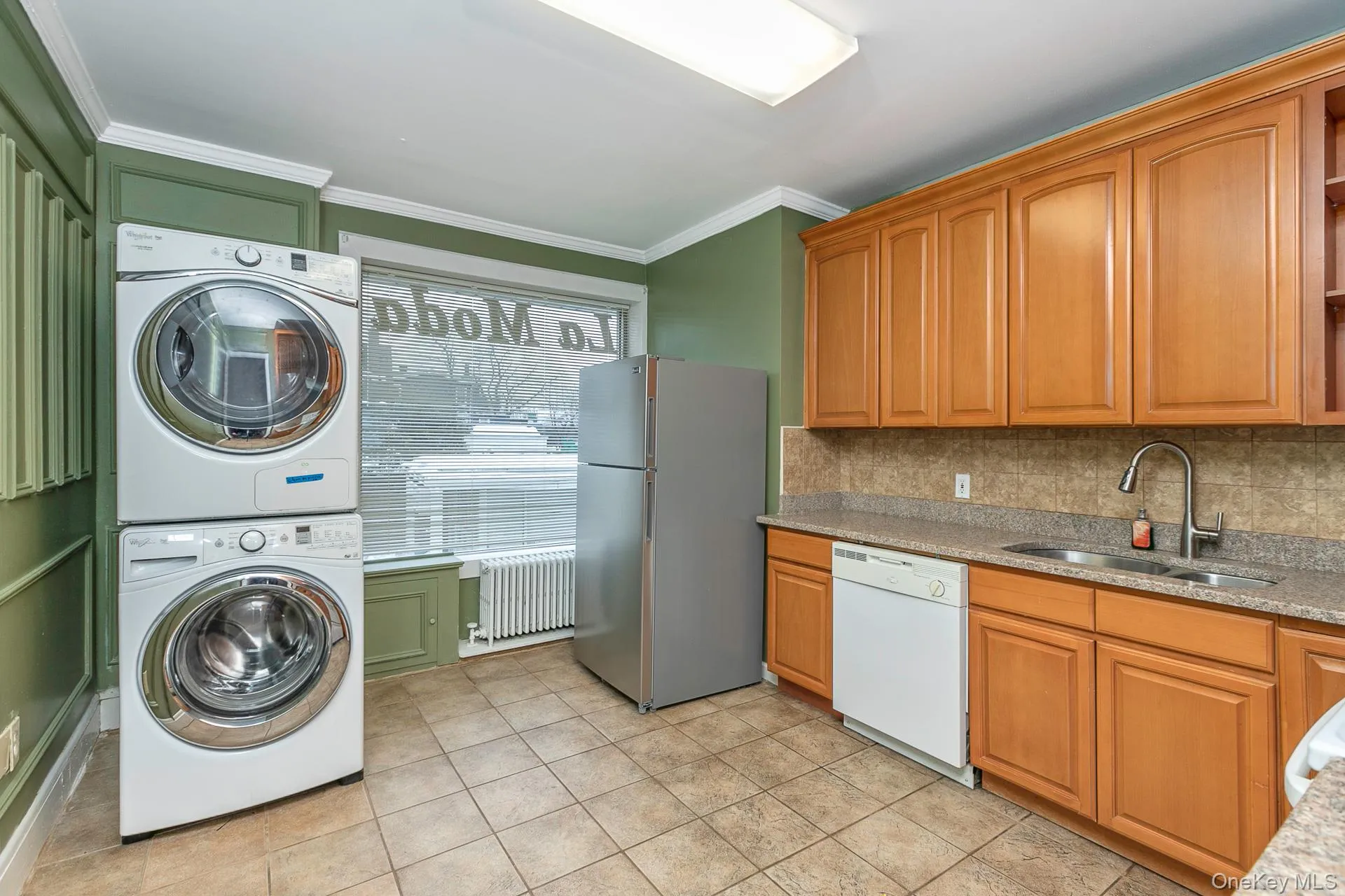 1500 Main Street, Brookhaven, NY, 2 Bedrooms Bedrooms, 5 Rooms Rooms,2 BathroomsBathrooms,Residential Lease,For Rent,Main,0,992619 1500 Main Street, Brookhaven, NY, 2 Bedrooms Bedrooms, 5 Rooms Rooms,2 BathroomsBathrooms,Residential Lease,For Rent,Main,0,992619