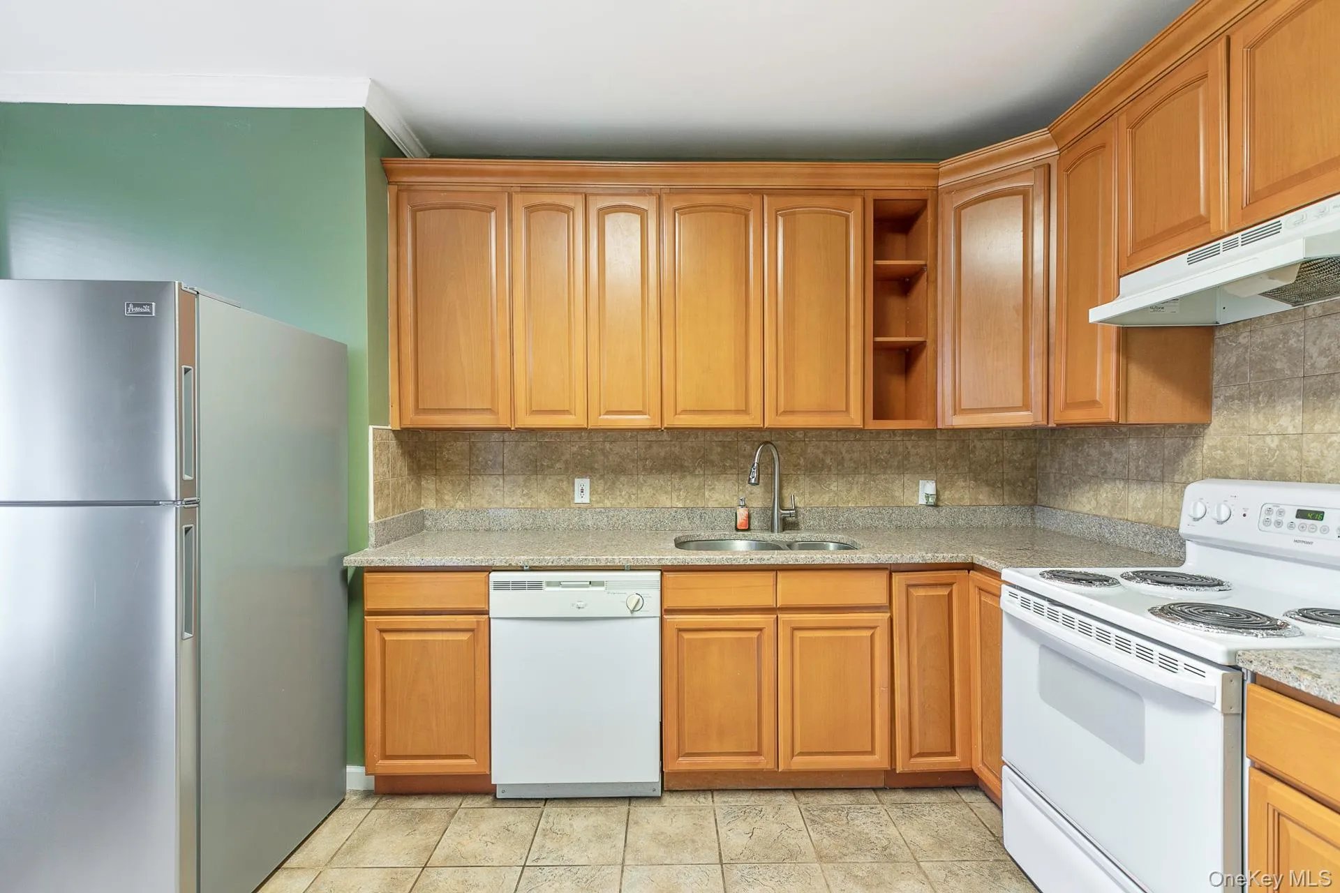 1500 Main Street, Brookhaven, NY, 2 Bedrooms Bedrooms, 5 Rooms Rooms,2 BathroomsBathrooms,Residential Lease,For Rent,Main,0,992619 1500 Main Street, Brookhaven, NY, 2 Bedrooms Bedrooms, 5 Rooms Rooms,2 BathroomsBathrooms,Residential Lease,For Rent,Main,0,992619