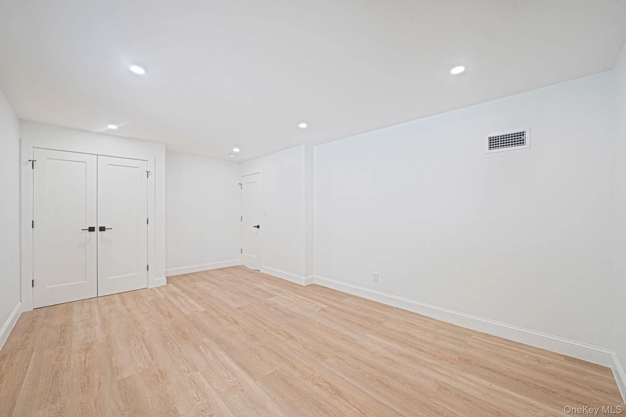 39 Pinetop Drive, Brookhaven, NY, 4 Bedrooms Bedrooms, 8 Rooms Rooms,3 BathroomsBathrooms,Residential,For Rent,Pinetop,0,992628 39 Pinetop Drive, Brookhaven, NY, 4 Bedrooms Bedrooms, 8 Rooms Rooms,3 BathroomsBathrooms,Residential,For Rent,Pinetop,0,992628