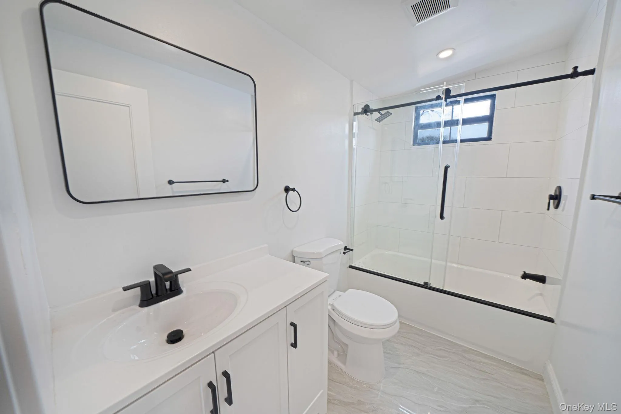 39 Pinetop Drive, Brookhaven, NY, 4 Bedrooms Bedrooms, 8 Rooms Rooms,3 BathroomsBathrooms,Residential,For Rent,Pinetop,0,992628 39 Pinetop Drive, Brookhaven, NY, 4 Bedrooms Bedrooms, 8 Rooms Rooms,3 BathroomsBathrooms,Residential,For Rent,Pinetop,0,992628