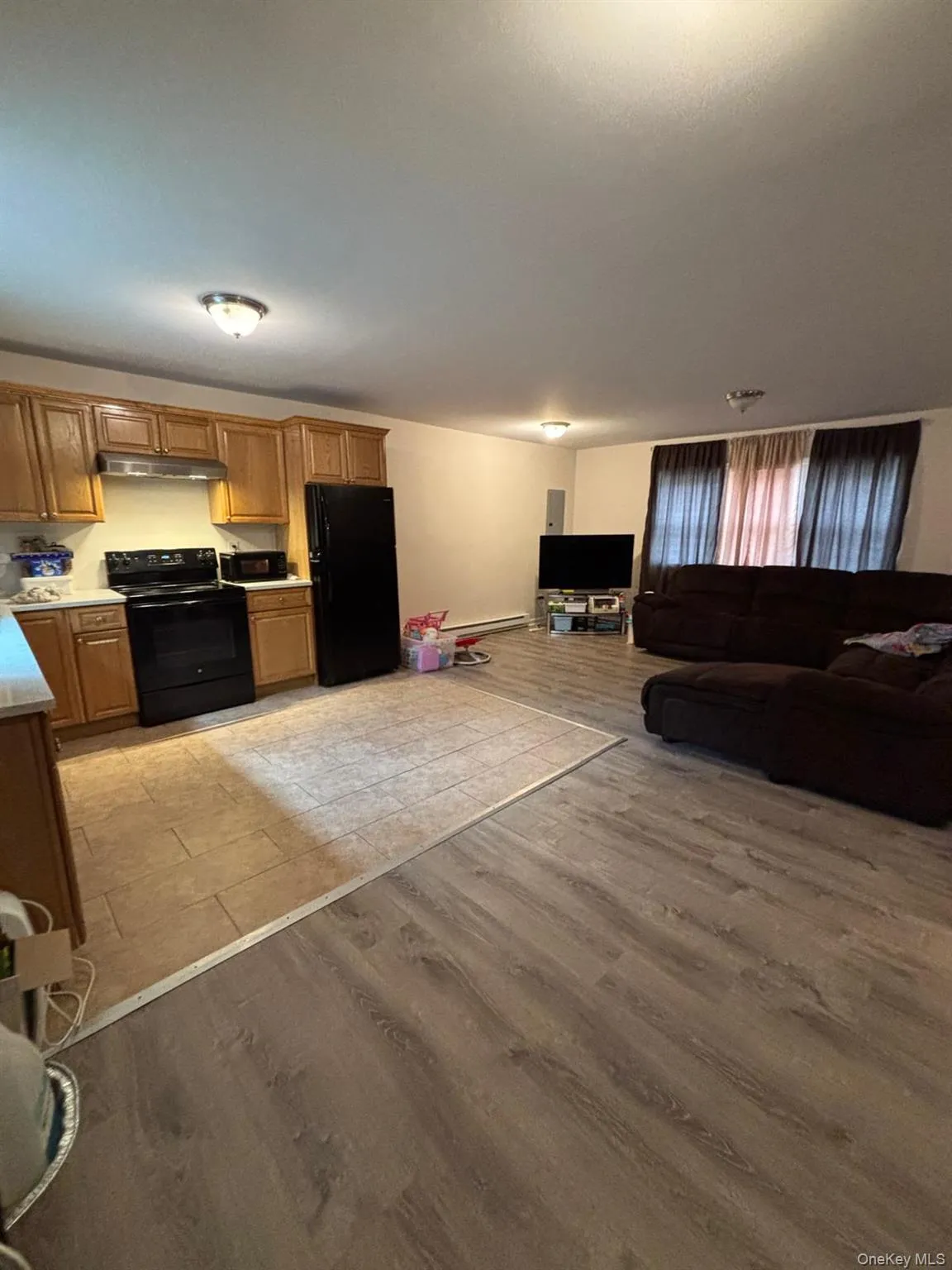 112 Maple Lane, Brookhaven, NY, 3 Bedrooms Bedrooms, 5 Rooms Rooms,1 BathroomBathrooms,Residential Lease,For Rent,Maple,0,992634 112 Maple Lane, Brookhaven, NY, 3 Bedrooms Bedrooms, 5 Rooms Rooms,1 BathroomBathrooms,Residential Lease,For Rent,Maple,0,992634