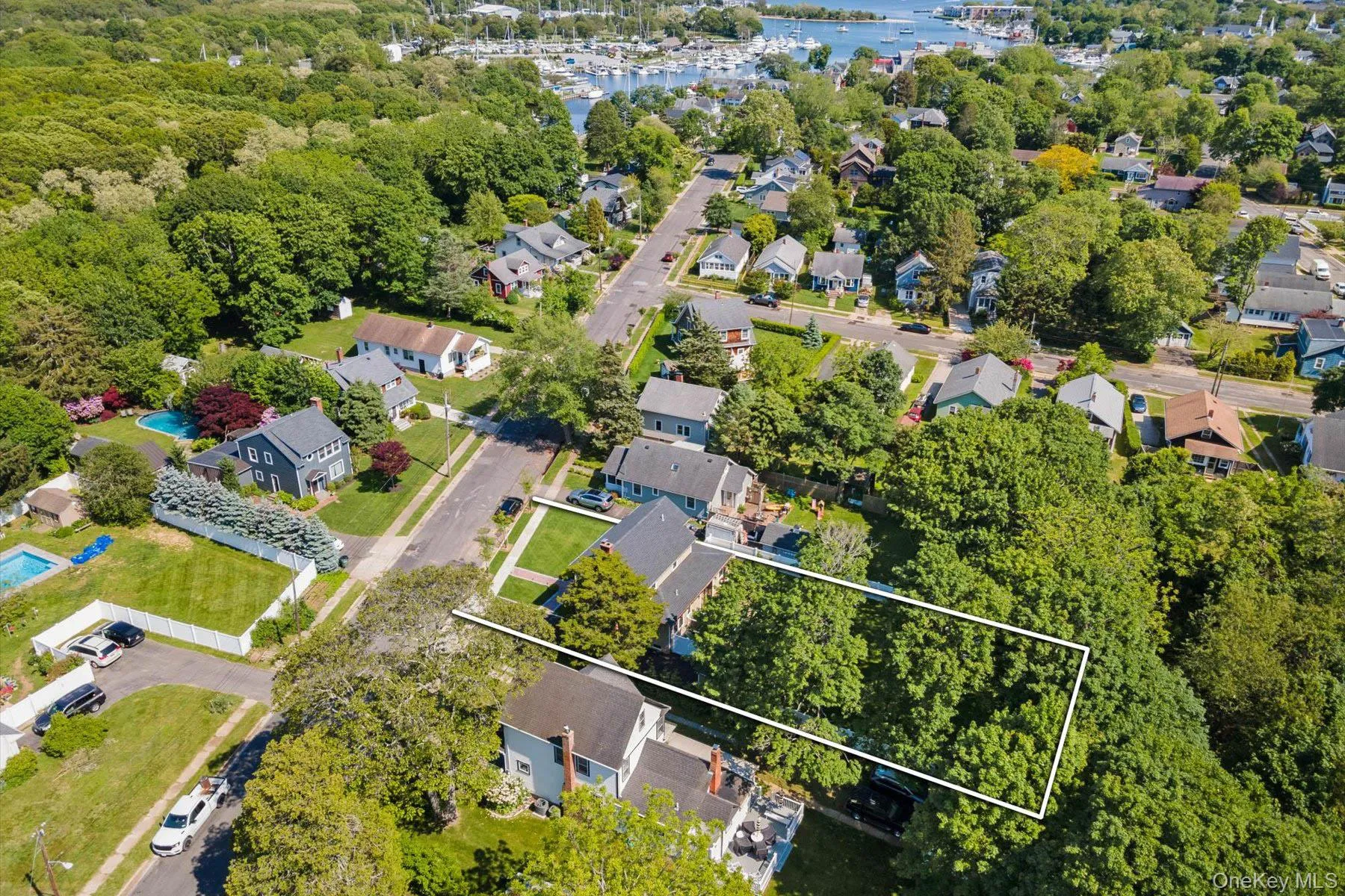 619 Bailey Avenue, Southold, NY, 4 Bedrooms Bedrooms, 10 Rooms Rooms,2 BathroomsBathrooms,Residential Lease,For Rent,Bailey,0,992636 619 Bailey Avenue, Southold, NY, 4 Bedrooms Bedrooms, 10 Rooms Rooms,2 BathroomsBathrooms,Residential Lease,For Rent,Bailey,0,992636