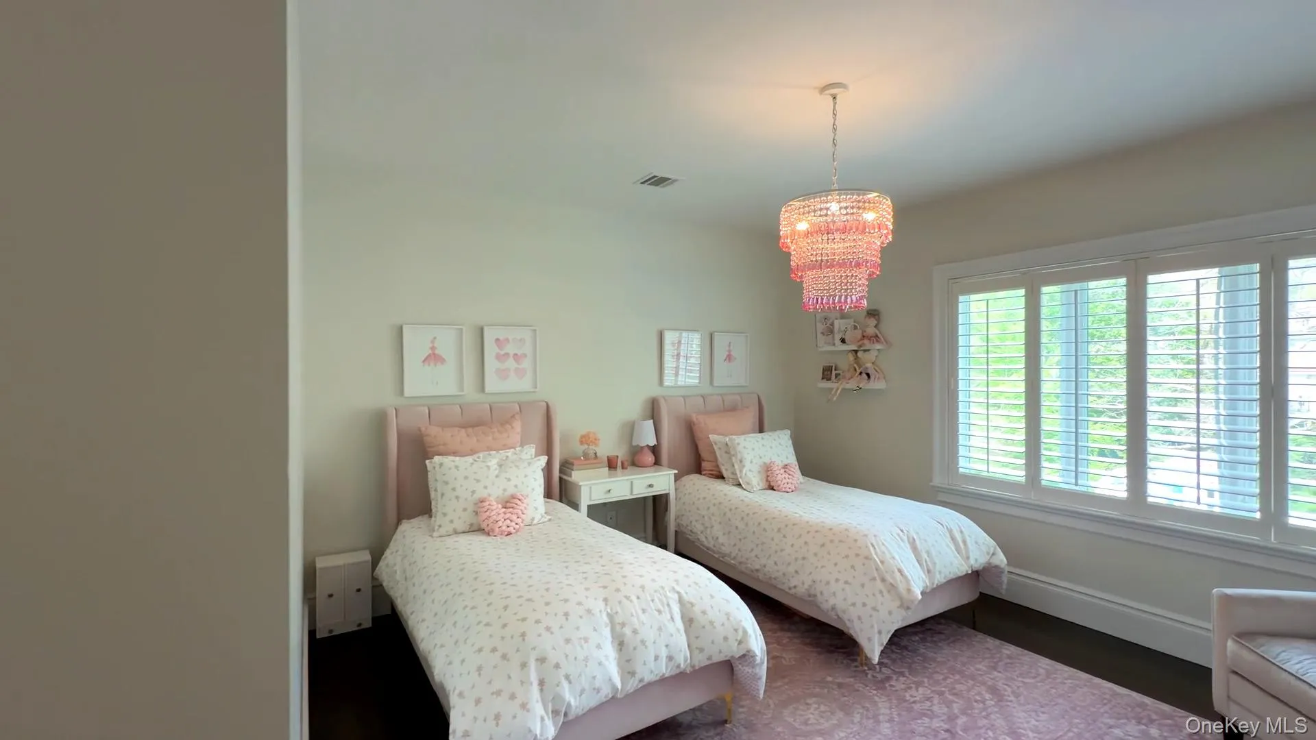 12 Dalewood Drive, Ramapo, NY, 8 Bedrooms Bedrooms, 16 Rooms Rooms,4 BathroomsBathrooms,Residential,For Rent,Dalewood,0,992639 12 Dalewood Drive, Ramapo, NY, 8 Bedrooms Bedrooms, 16 Rooms Rooms,4 BathroomsBathrooms,Residential,For Rent,Dalewood,0,992639
