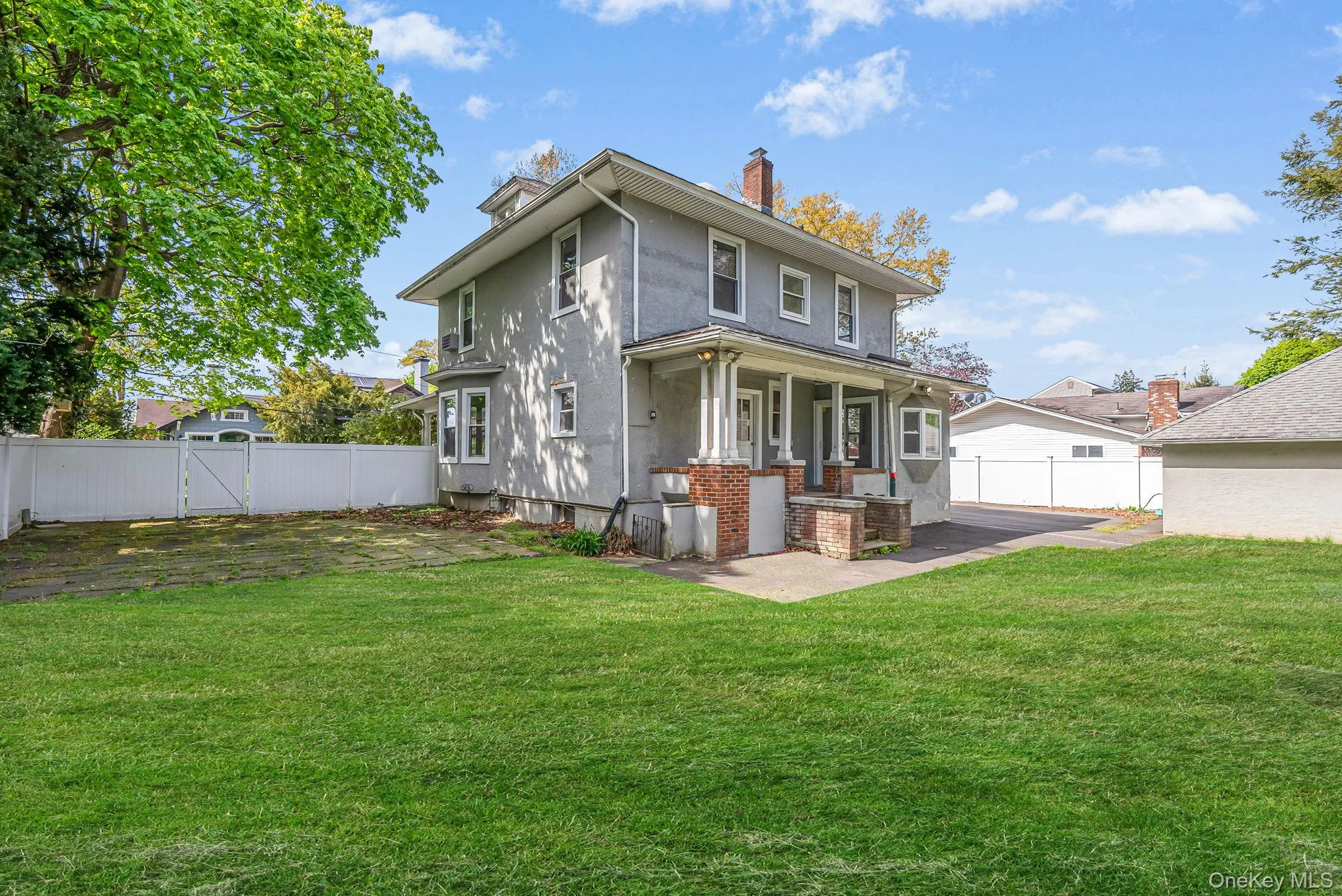 537 Livingston Street, Hempstead, NY, 4 Bedrooms Bedrooms, 11 Rooms Rooms,2 BathroomsBathrooms,Residential,For Rent,Livingston,0,992643 537 Livingston Street, Hempstead, NY, 4 Bedrooms Bedrooms, 11 Rooms Rooms,2 BathroomsBathrooms,Residential,For Rent,Livingston,0,992643
