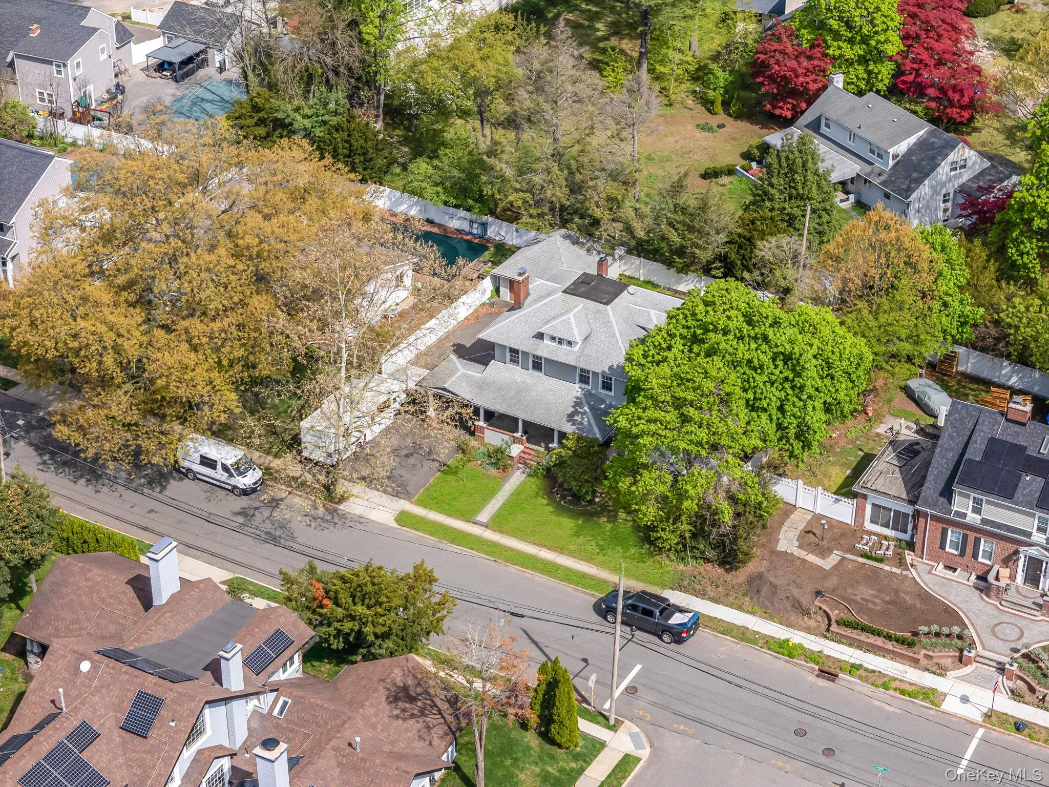 537 Livingston Street, Hempstead, NY, 4 Bedrooms Bedrooms, 11 Rooms Rooms,2 BathroomsBathrooms,Residential,For Rent,Livingston,0,992643 537 Livingston Street, Hempstead, NY, 4 Bedrooms Bedrooms, 11 Rooms Rooms,2 BathroomsBathrooms,Residential,For Rent,Livingston,0,992643