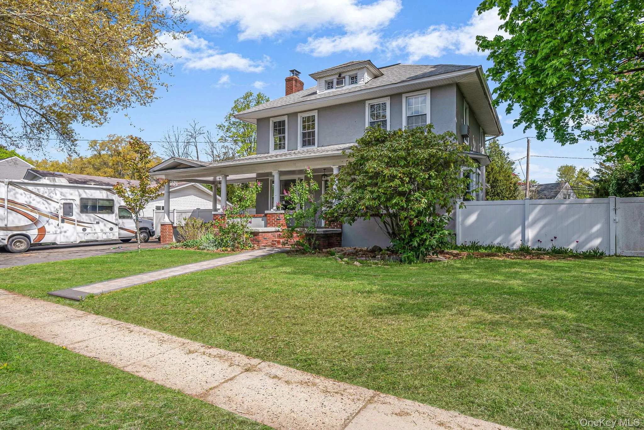 537 Livingston Street, Hempstead, NY, 4 Bedrooms Bedrooms, 11 Rooms Rooms,2 BathroomsBathrooms,Residential,For Rent,Livingston,0,992643 537 Livingston Street, Hempstead, NY, 4 Bedrooms Bedrooms, 11 Rooms Rooms,2 BathroomsBathrooms,Residential,For Rent,Livingston,0,992643