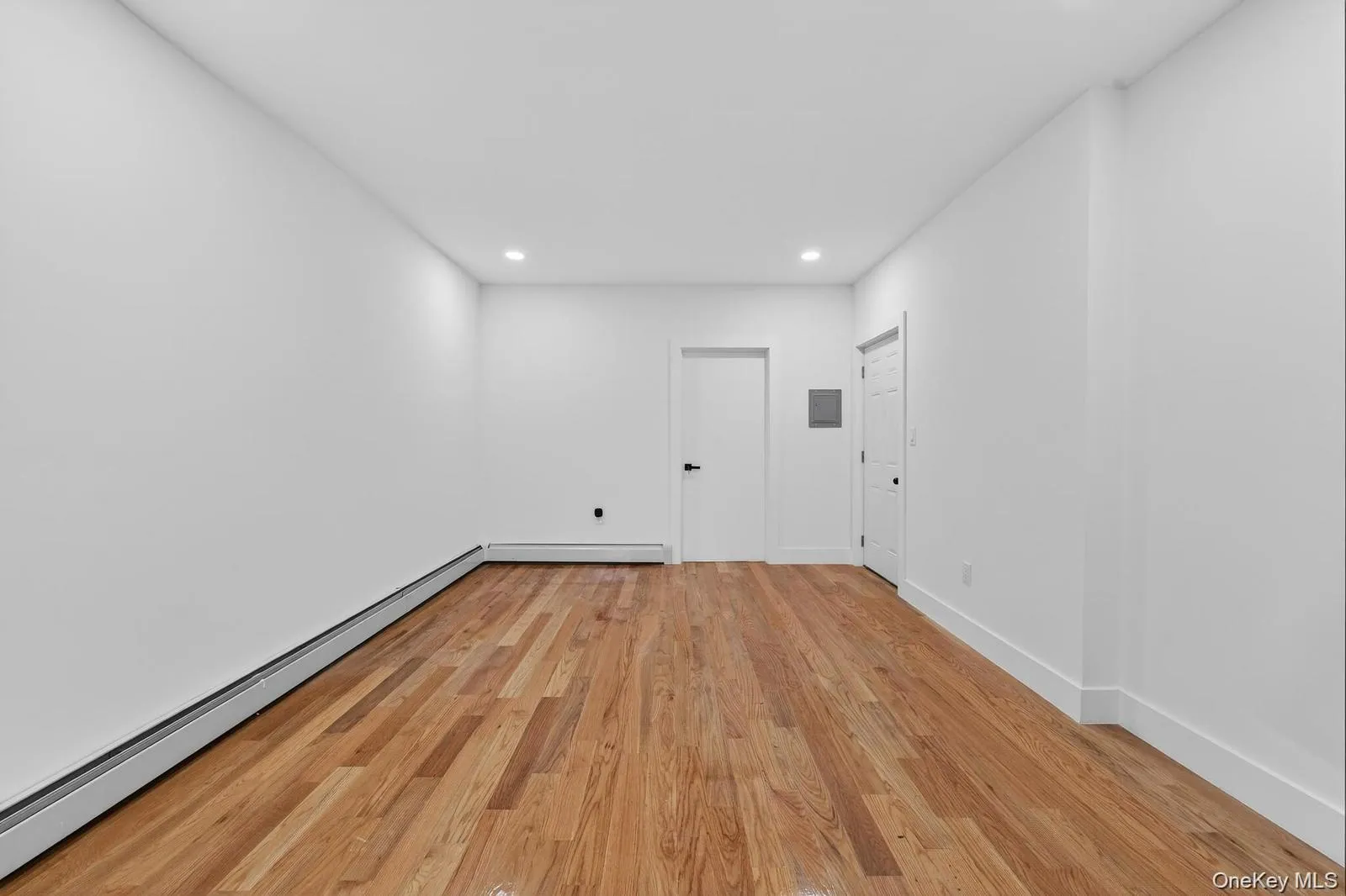 2561 99th Street, New York, NY, 2 Bedrooms Bedrooms, 5 Rooms Rooms,1 BathroomBathrooms,Residential Lease,For Rent,99th,0,992645 2561 99th Street, New York, NY, 2 Bedrooms Bedrooms, 5 Rooms Rooms,1 BathroomBathrooms,Residential Lease,For Rent,99th,0,992645