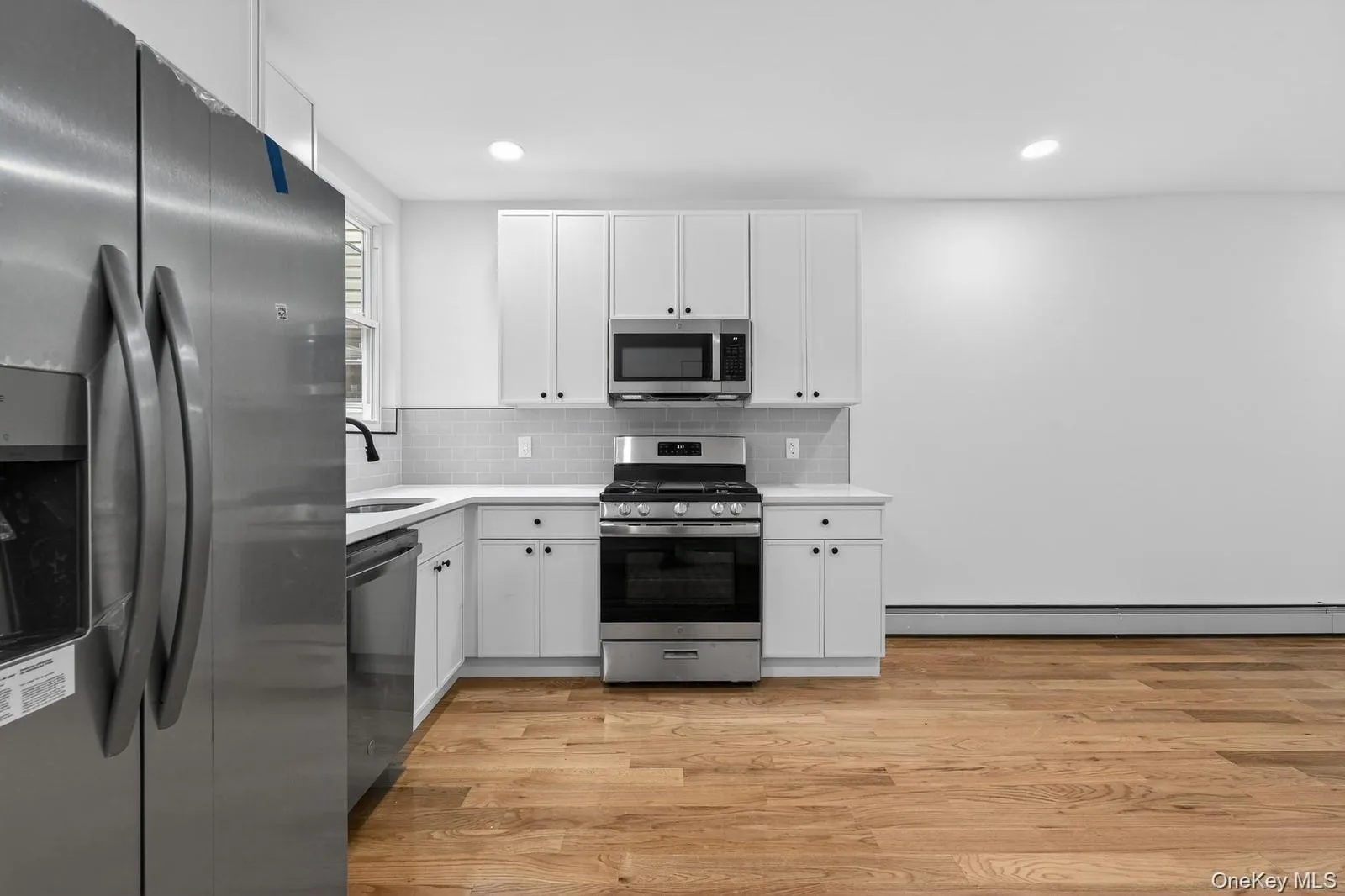 2561 99th Street, New York, NY, 2 Bedrooms Bedrooms, 5 Rooms Rooms,1 BathroomBathrooms,Residential Lease,For Rent,99th,0,992645 2561 99th Street, New York, NY, 2 Bedrooms Bedrooms, 5 Rooms Rooms,1 BathroomBathrooms,Residential Lease,For Rent,99th,0,992645