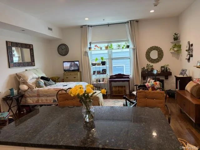 40 Division Street, Oyster Bay, NY, 1 Room Rooms,1 BathroomBathrooms,Residential Lease,For Rent,Division,0,992646 40 Division Street, Oyster Bay, NY, 1 Room Rooms,1 BathroomBathrooms,Residential Lease,For Rent,Division,0,992646