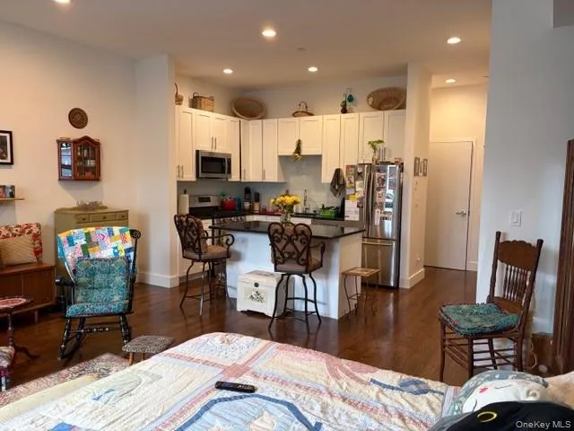 40 Division Street, Oyster Bay, NY, 1 Room Rooms,1 BathroomBathrooms,Residential Lease,For Rent,Division,0,992646 40 Division Street, Oyster Bay, NY, 1 Room Rooms,1 BathroomBathrooms,Residential Lease,For Rent,Division,0,992646