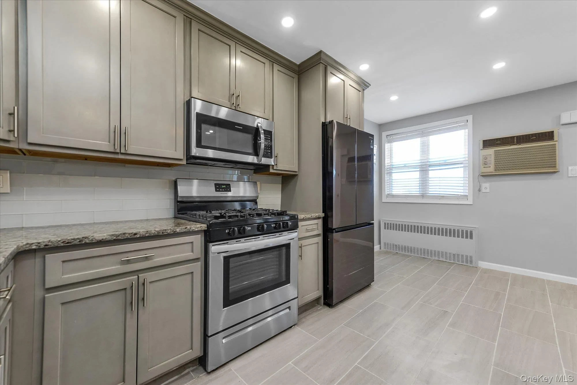 638 84th Street, New York, NY, 3 Bedrooms Bedrooms, 7 Rooms Rooms,1 BathroomBathrooms,Residential Lease,For Rent,84th,0,992648 638 84th Street, New York, NY, 3 Bedrooms Bedrooms, 7 Rooms Rooms,1 BathroomBathrooms,Residential Lease,For Rent,84th,0,992648