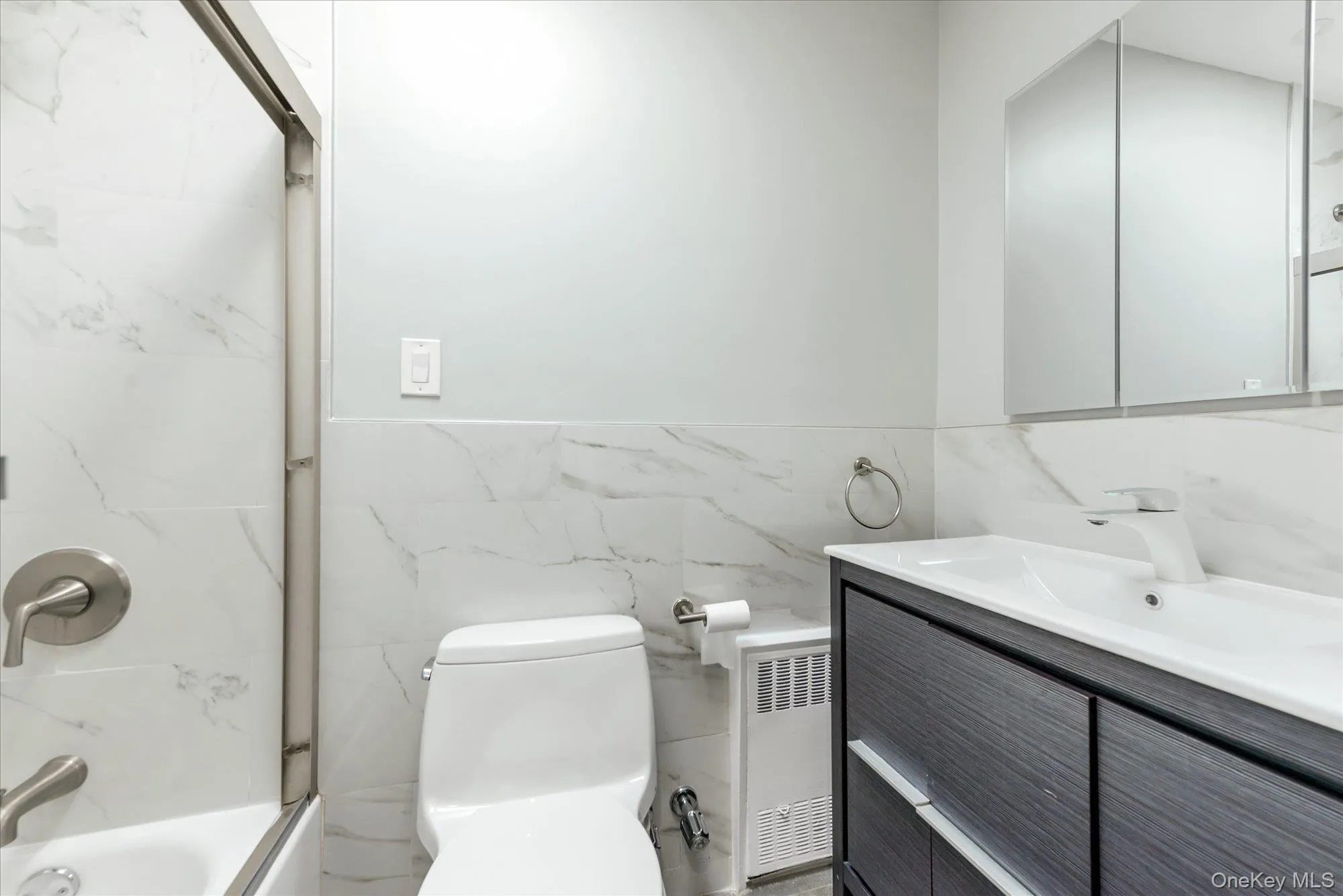 638 84th Street, New York, NY, 3 Bedrooms Bedrooms, 7 Rooms Rooms,1 BathroomBathrooms,Residential Lease,For Rent,84th,0,992648 638 84th Street, New York, NY, 3 Bedrooms Bedrooms, 7 Rooms Rooms,1 BathroomBathrooms,Residential Lease,For Rent,84th,0,992648