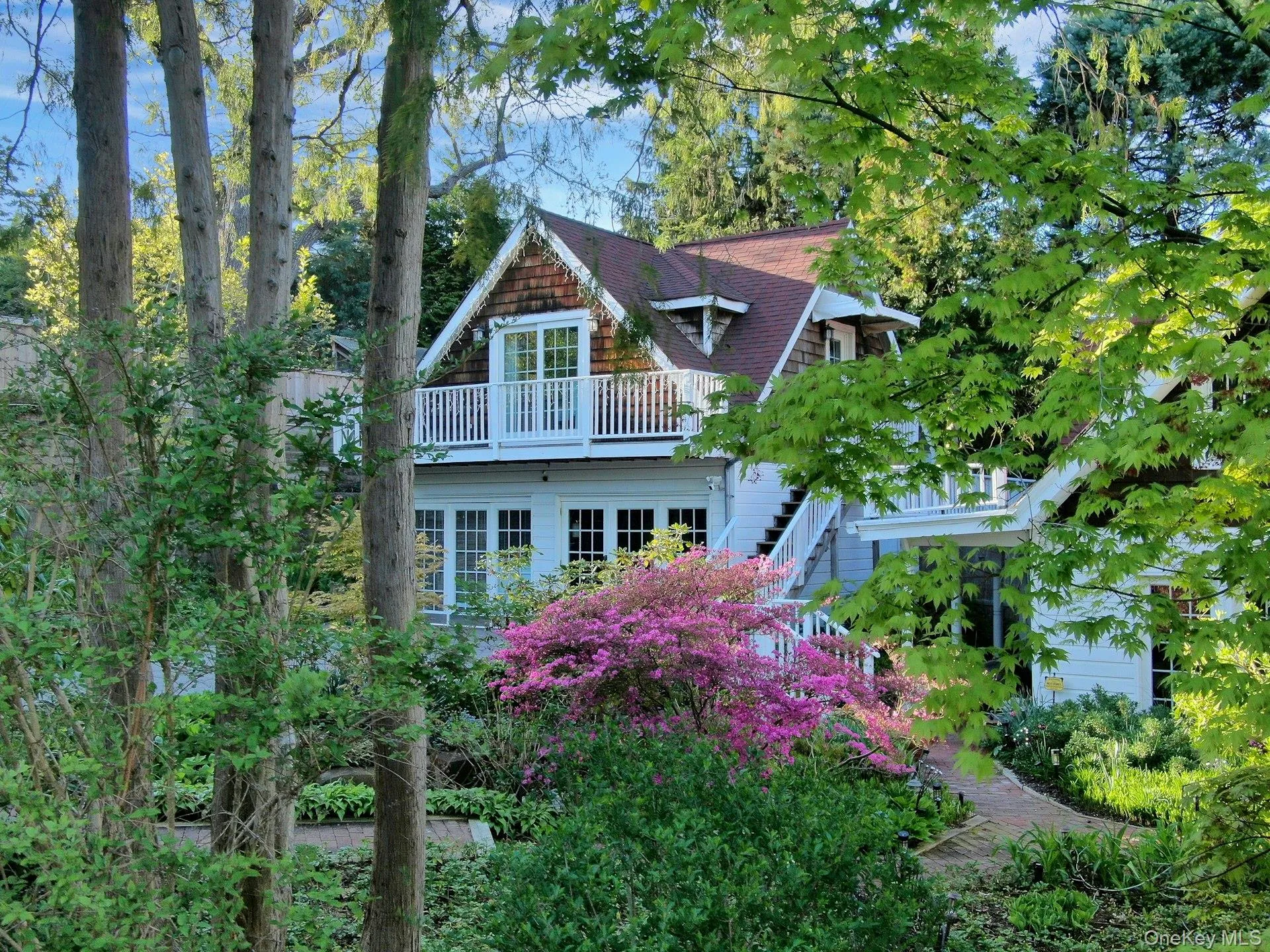 32 Laveta Place, Orangetown, NY, 4 Bedrooms Bedrooms, 9 Rooms Rooms,4 BathroomsBathrooms,Residential,For Rent,Laveta,0,992676 32 Laveta Place, Orangetown, NY, 4 Bedrooms Bedrooms, 9 Rooms Rooms,4 BathroomsBathrooms,Residential,For Rent,Laveta,0,992676