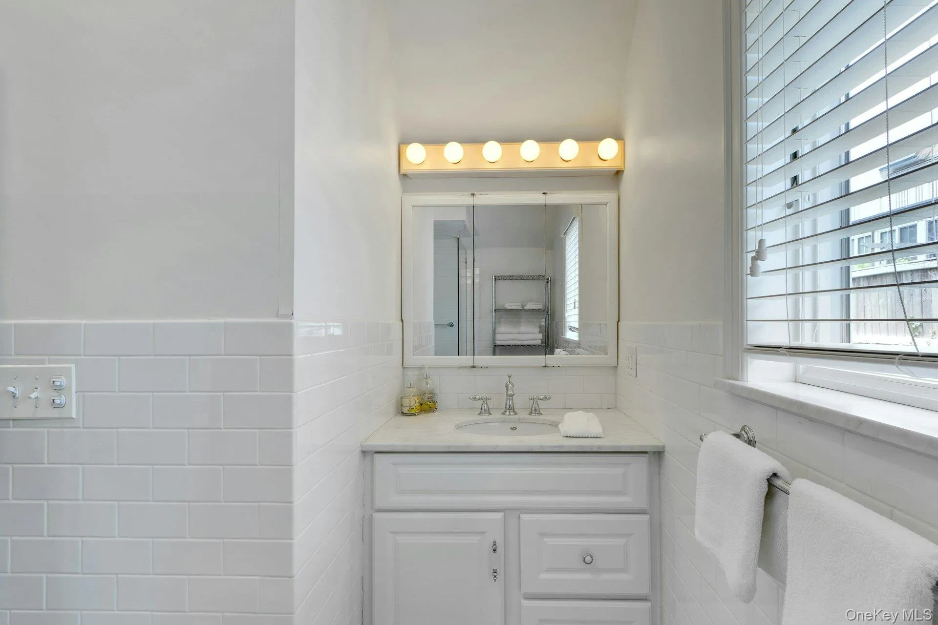 Guest quarters bathroom Guest quarters bathroom