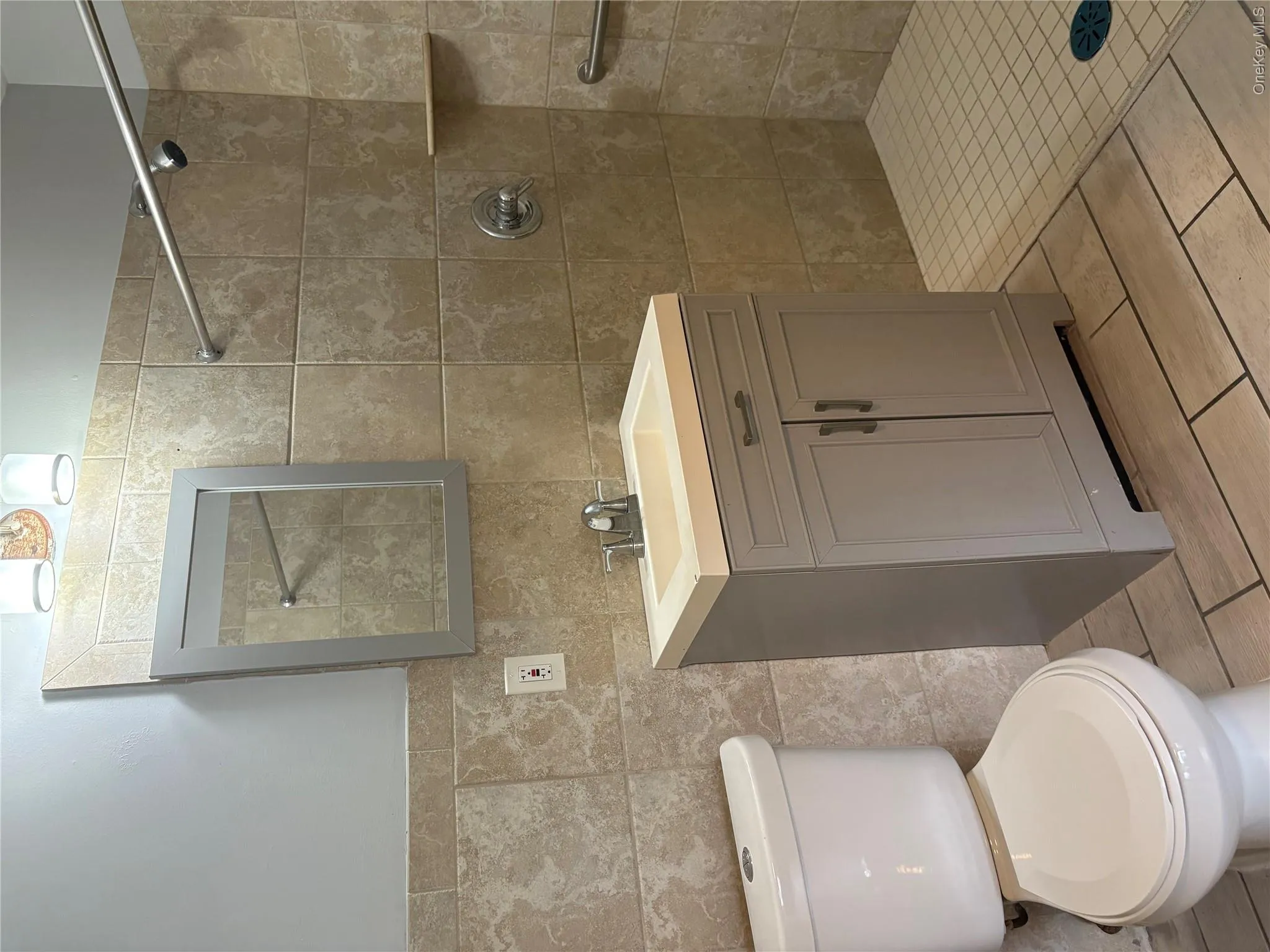 32 Palmer Avenue, Middletown, NY, 2 Bedrooms Bedrooms, 5 Rooms Rooms,1 BathroomBathrooms,Residential Lease,For Rent,Palmer,0,992680 32 Palmer Avenue, Middletown, NY, 2 Bedrooms Bedrooms, 5 Rooms Rooms,1 BathroomBathrooms,Residential Lease,For Rent,Palmer,0,992680