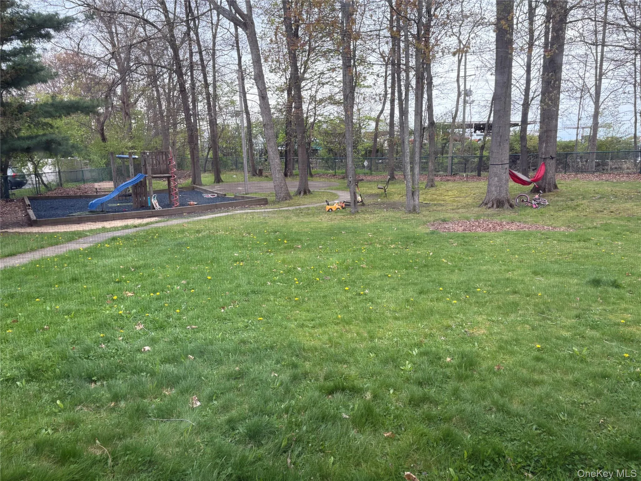 32 Palmer Avenue, Middletown, NY, 2 Bedrooms Bedrooms, 5 Rooms Rooms,1 BathroomBathrooms,Residential Lease,For Rent,Palmer,0,992680 32 Palmer Avenue, Middletown, NY, 2 Bedrooms Bedrooms, 5 Rooms Rooms,1 BathroomBathrooms,Residential Lease,For Rent,Palmer,0,992680