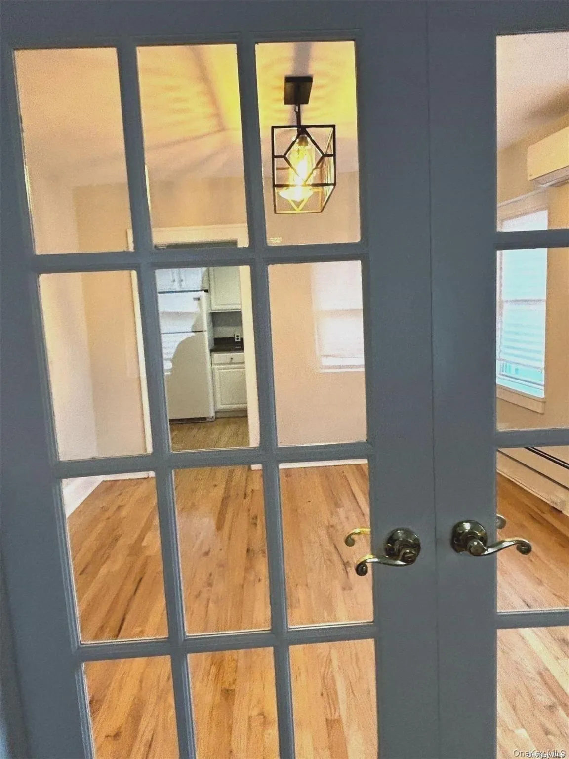 1 Carver Street, Huntington, NY, 3 Bedrooms Bedrooms, 6 Rooms Rooms,1 BathroomBathrooms,Residential Lease,For Rent,Carver,0,992682 1 Carver Street, Huntington, NY, 3 Bedrooms Bedrooms, 6 Rooms Rooms,1 BathroomBathrooms,Residential Lease,For Rent,Carver,0,992682