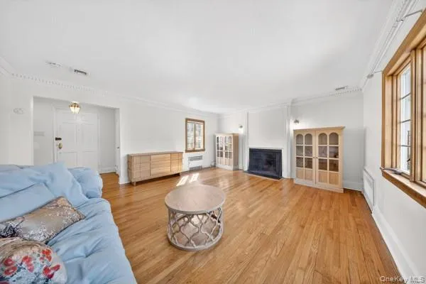 167 Old Mill Road, North Hempstead, NY, 3 Bedrooms Bedrooms, 6 Rooms Rooms,2 BathroomsBathrooms,Residential,For Rent,Old Mill,0,992685 167 Old Mill Road, North Hempstead, NY, 3 Bedrooms Bedrooms, 6 Rooms Rooms,2 BathroomsBathrooms,Residential,For Rent,Old Mill,0,992685