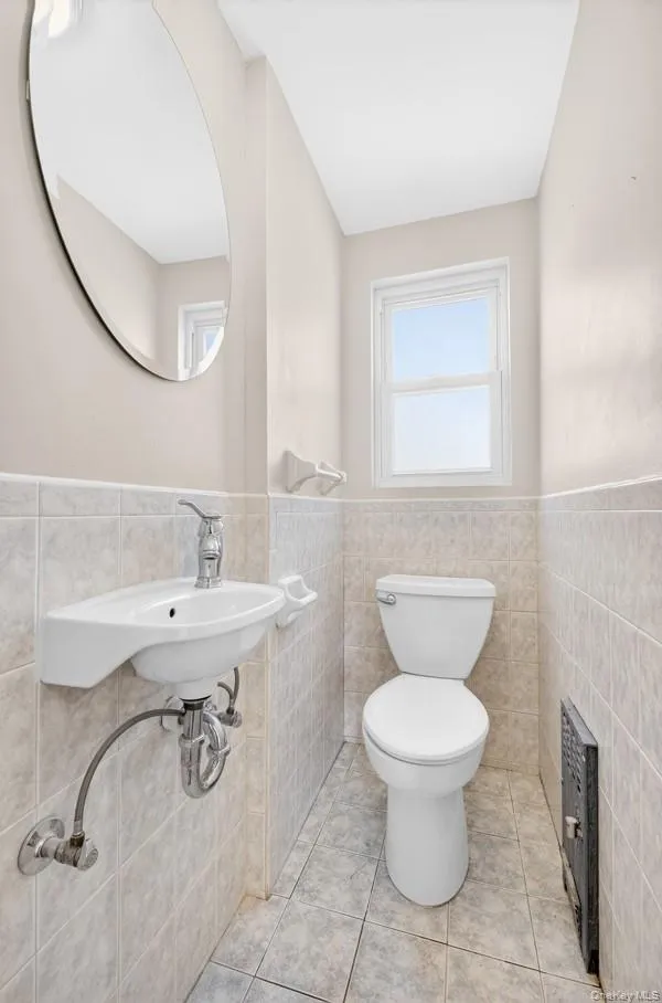 167 Old Mill Road, North Hempstead, NY, 3 Bedrooms Bedrooms, 6 Rooms Rooms,2 BathroomsBathrooms,Residential,For Rent,Old Mill,0,992685 167 Old Mill Road, North Hempstead, NY, 3 Bedrooms Bedrooms, 6 Rooms Rooms,2 BathroomsBathrooms,Residential,For Rent,Old Mill,0,992685
