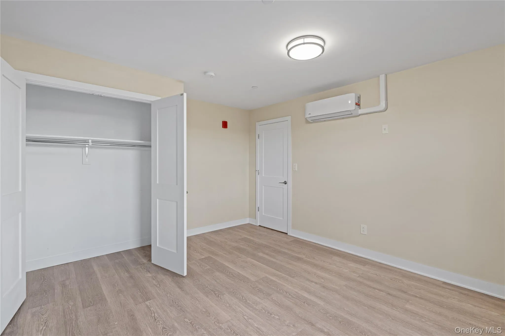 135 Wakefield Avenue, Yonkers, NY, 2 Bedrooms Bedrooms, 5 Rooms Rooms,1 BathroomBathrooms,Residential Lease,For Rent,Wakefield,0,992694 135 Wakefield Avenue, Yonkers, NY, 2 Bedrooms Bedrooms, 5 Rooms Rooms,1 BathroomBathrooms,Residential Lease,For Rent,Wakefield,0,992694