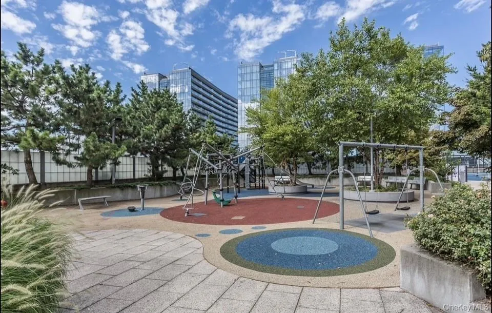 131-01 40th Road, New York, NY, 1 Bedroom Bedrooms, 3 Rooms Rooms,1 BathroomBathrooms,Residential Lease,For Rent,40th,0,992695 131-01 40th Road, New York, NY, 1 Bedroom Bedrooms, 3 Rooms Rooms,1 BathroomBathrooms,Residential Lease,For Rent,40th,0,992695