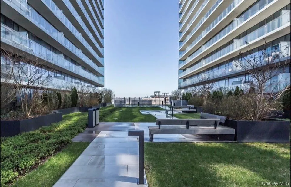 131-01 40th Road, New York, NY, 1 Bedroom Bedrooms, 3 Rooms Rooms,1 BathroomBathrooms,Residential Lease,For Rent,40th,0,992695 131-01 40th Road, New York, NY, 1 Bedroom Bedrooms, 3 Rooms Rooms,1 BathroomBathrooms,Residential Lease,For Rent,40th,0,992695