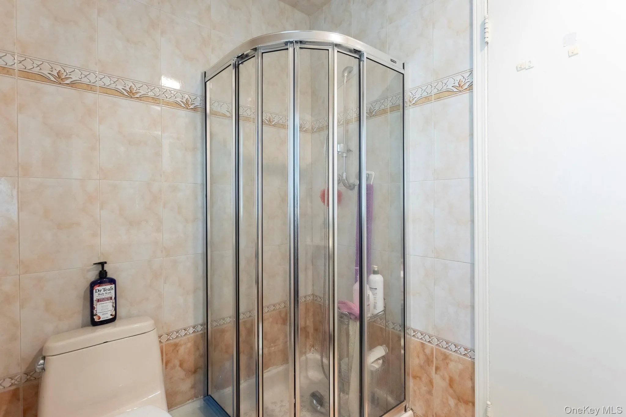 80-112 Tryon Place, New York, NY, 4 Bedrooms Bedrooms, 12 Rooms Rooms,2 BathroomsBathrooms,Residential Sale,For Rent,Tryon,0,992701 80-112 Tryon Place, New York, NY, 4 Bedrooms Bedrooms, 12 Rooms Rooms,2 BathroomsBathrooms,Residential Sale,For Rent,Tryon,0,992701