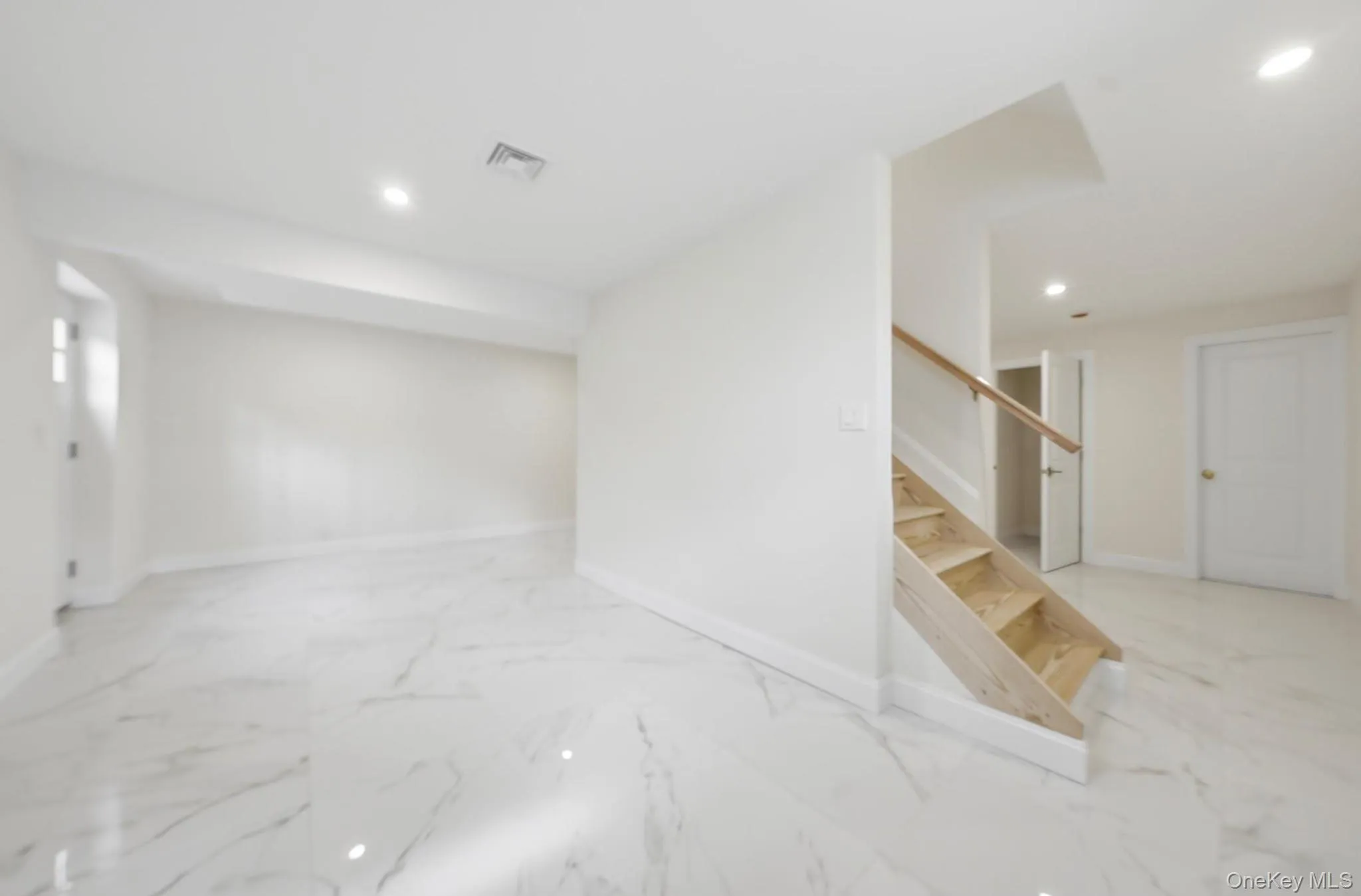 136 Udall Road, Islip, NY, 5 Bedrooms Bedrooms, 8 Rooms Rooms,3 BathroomsBathrooms,Residential,For Rent,Udall,0,992702 136 Udall Road, Islip, NY, 5 Bedrooms Bedrooms, 8 Rooms Rooms,3 BathroomsBathrooms,Residential,For Rent,Udall,0,992702