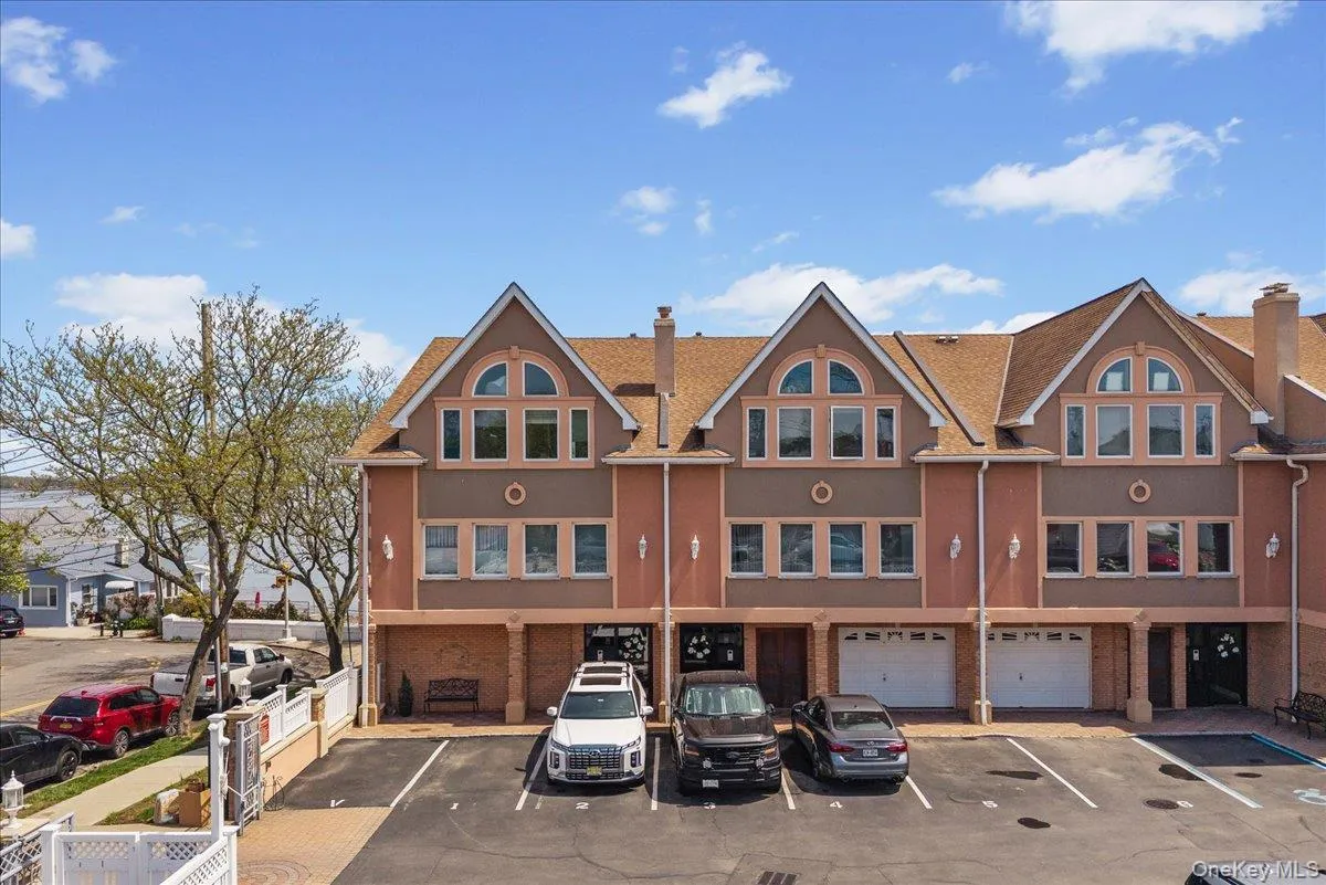 852 Dean Avenue, New York, NY, 3 Bedrooms Bedrooms, 6 Rooms Rooms,2 BathroomsBathrooms,Residential Sale,For Rent,Dean,0,992710 852 Dean Avenue, New York, NY, 3 Bedrooms Bedrooms, 6 Rooms Rooms,2 BathroomsBathrooms,Residential Sale,For Rent,Dean,0,992710