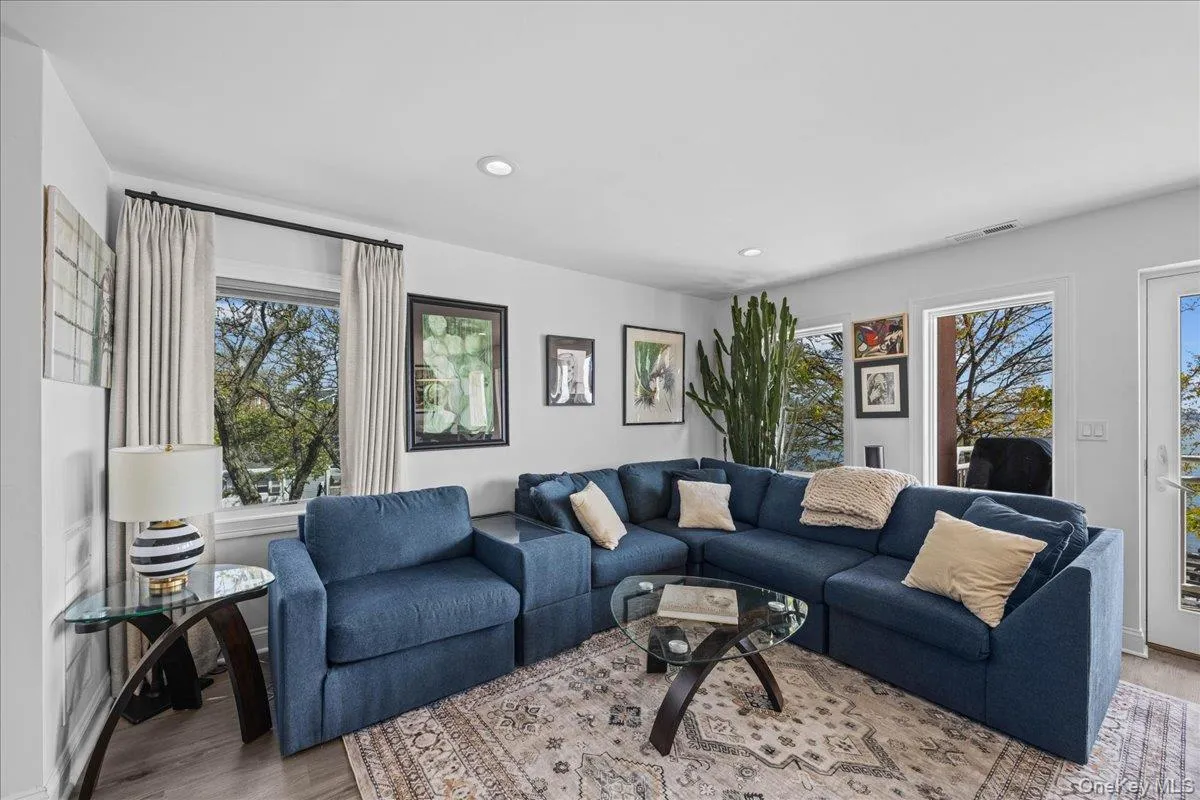 852 Dean Avenue, New York, NY, 3 Bedrooms Bedrooms, 6 Rooms Rooms,2 BathroomsBathrooms,Residential Sale,For Rent,Dean,0,992710 852 Dean Avenue, New York, NY, 3 Bedrooms Bedrooms, 6 Rooms Rooms,2 BathroomsBathrooms,Residential Sale,For Rent,Dean,0,992710