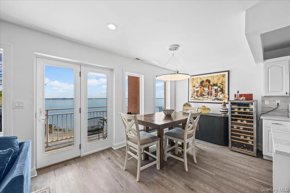 852 Dean Avenue, New York, NY, 3 Bedrooms Bedrooms, 6 Rooms Rooms,2 BathroomsBathrooms,Residential Sale,For Rent,Dean,0,992710 852 Dean Avenue, New York, NY, 3 Bedrooms Bedrooms, 6 Rooms Rooms,2 BathroomsBathrooms,Residential Sale,For Rent,Dean,0,992710