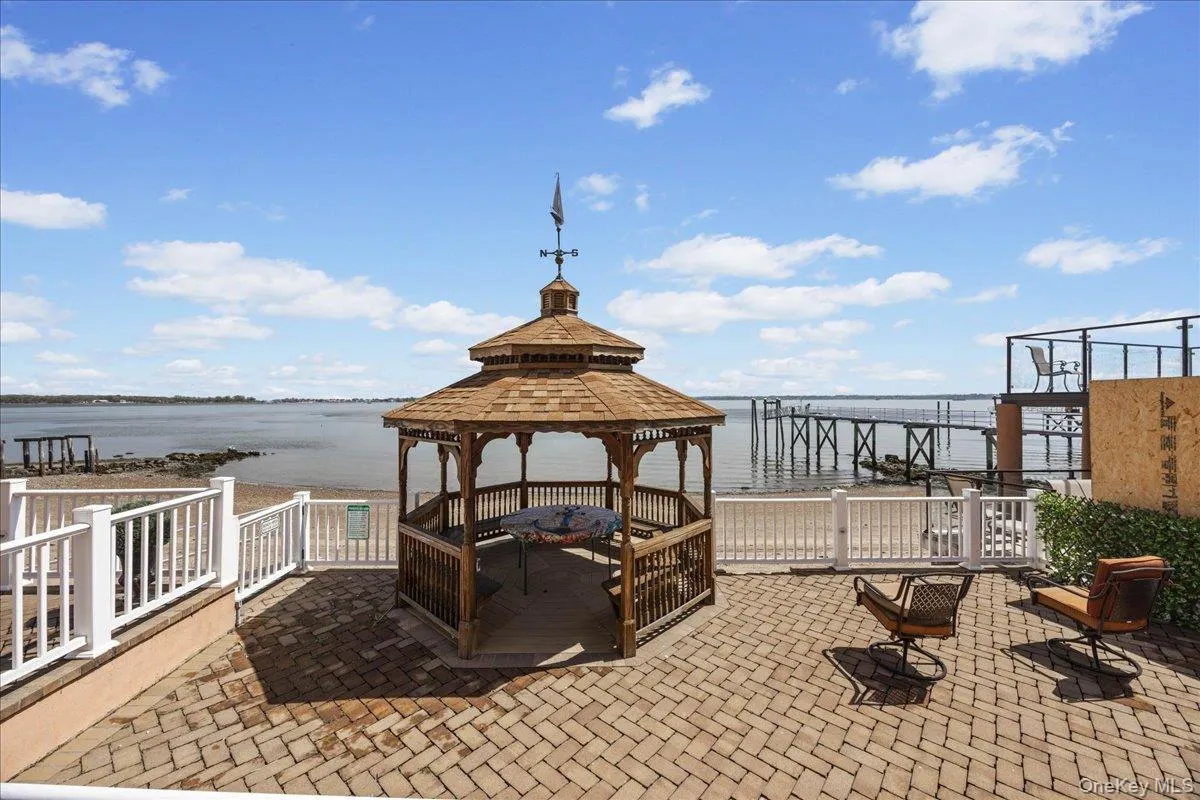 852 Dean Avenue, New York, NY, 3 Bedrooms Bedrooms, 6 Rooms Rooms,2 BathroomsBathrooms,Residential Sale,For Rent,Dean,0,992710 852 Dean Avenue, New York, NY, 3 Bedrooms Bedrooms, 6 Rooms Rooms,2 BathroomsBathrooms,Residential Sale,For Rent,Dean,0,992710