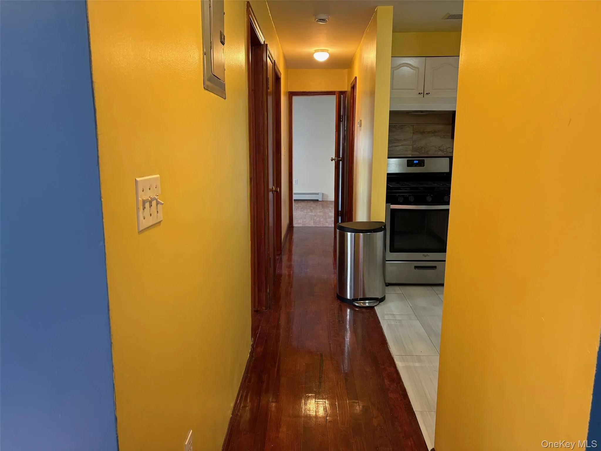 14519 220th Street, New York, NY, 3 Bedrooms Bedrooms, 6 Rooms Rooms,2 BathroomsBathrooms,Residential Lease,For Rent,220th,0,992718 14519 220th Street, New York, NY, 3 Bedrooms Bedrooms, 6 Rooms Rooms,2 BathroomsBathrooms,Residential Lease,For Rent,220th,0,992718