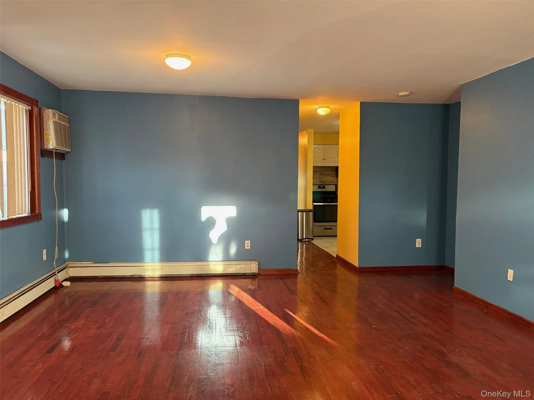 14519 220th Street, New York, NY, 3 Bedrooms Bedrooms, 6 Rooms Rooms,2 BathroomsBathrooms,Residential Lease,For Rent,220th,0,992718 14519 220th Street, New York, NY, 3 Bedrooms Bedrooms, 6 Rooms Rooms,2 BathroomsBathrooms,Residential Lease,For Rent,220th,0,992718