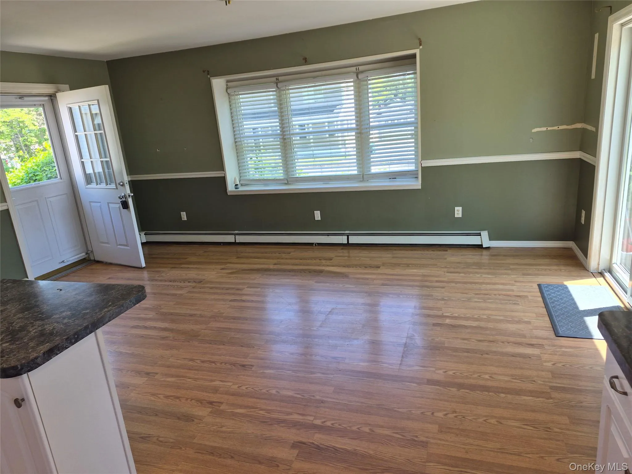 24 Lavender Road, Brookhaven, NY, 3 Bedrooms Bedrooms, 7 Rooms Rooms,2 BathroomsBathrooms,Residential,For Rent,Lavender,0,992722 24 Lavender Road, Brookhaven, NY, 3 Bedrooms Bedrooms, 7 Rooms Rooms,2 BathroomsBathrooms,Residential,For Rent,Lavender,0,992722