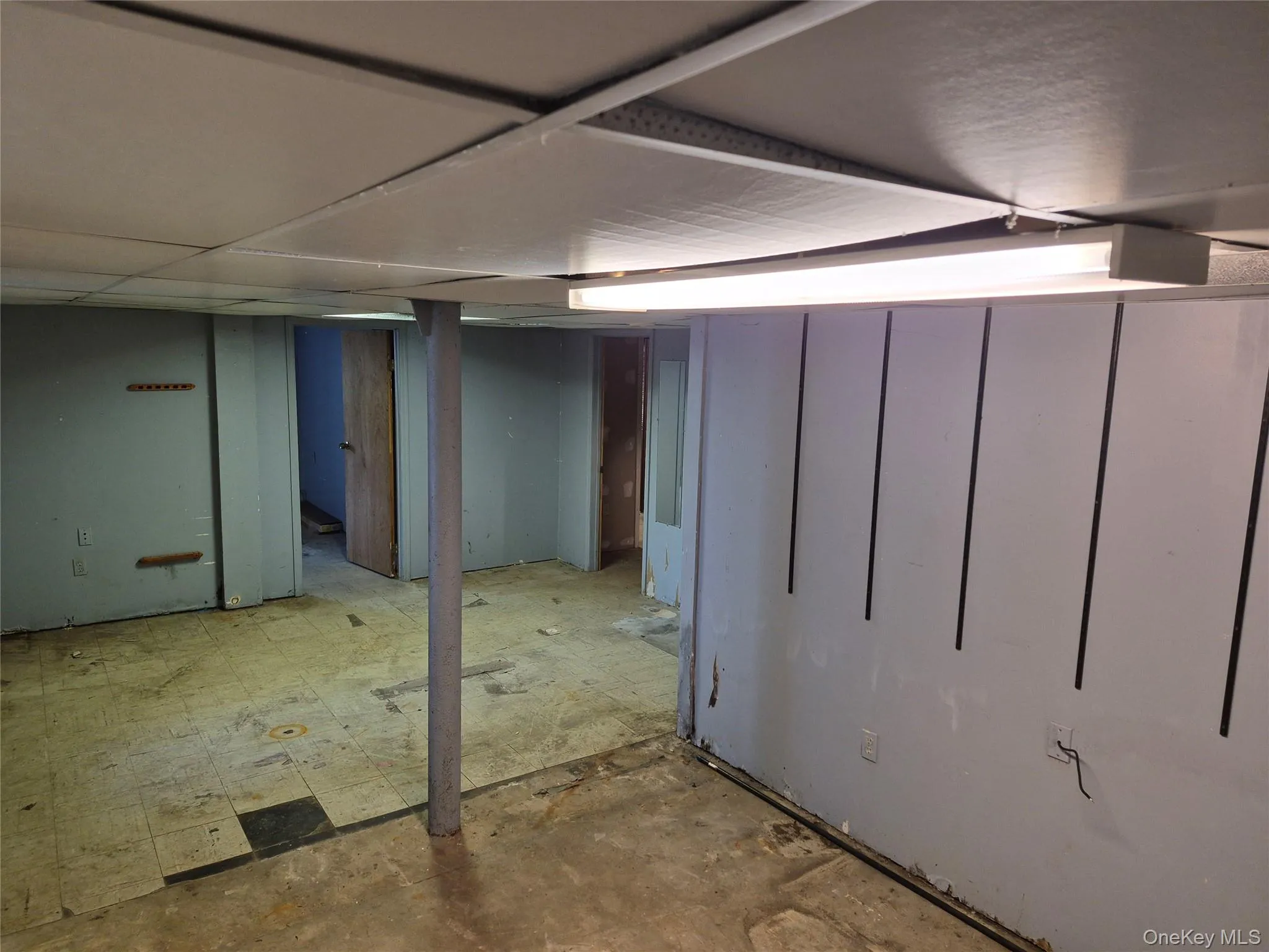 24 Lavender Road, Brookhaven, NY, 3 Bedrooms Bedrooms, 7 Rooms Rooms,2 BathroomsBathrooms,Residential,For Rent,Lavender,0,992722 24 Lavender Road, Brookhaven, NY, 3 Bedrooms Bedrooms, 7 Rooms Rooms,2 BathroomsBathrooms,Residential,For Rent,Lavender,0,992722