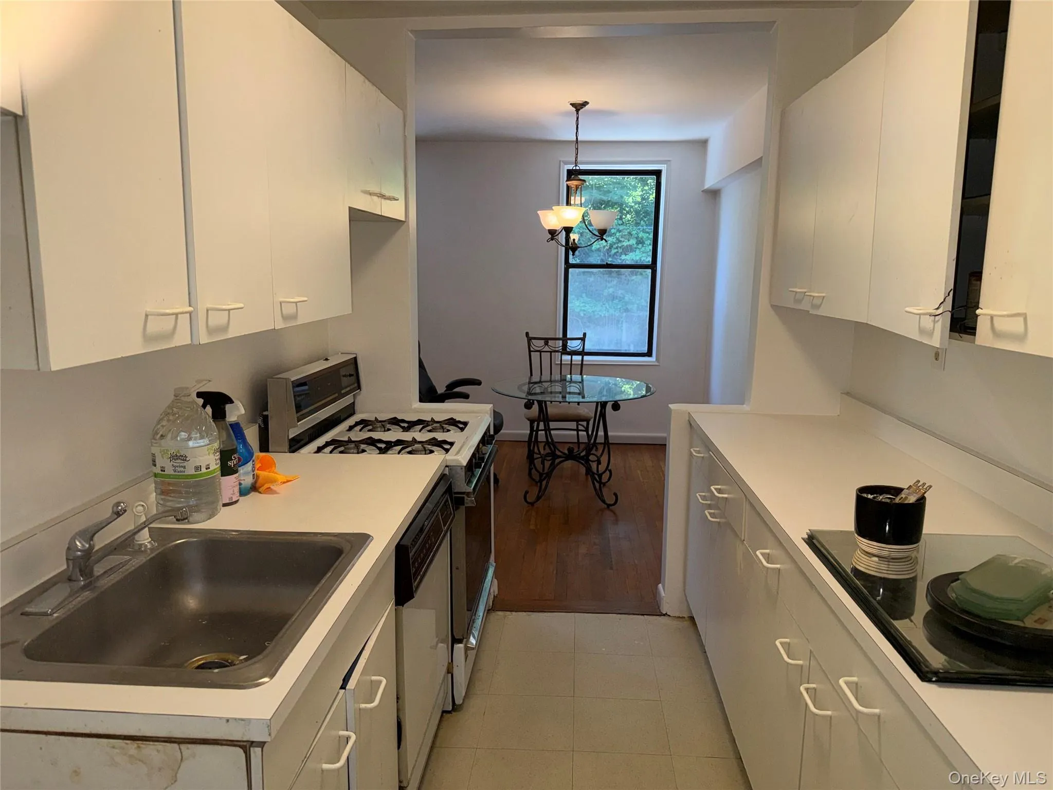 678 Warburton, Yonkers, NY, 1 Bedroom Bedrooms, 4 Rooms Rooms,1 BathroomBathrooms,Residential,For Rent,Warburton,0,992732 678 Warburton, Yonkers, NY, 1 Bedroom Bedrooms, 4 Rooms Rooms,1 BathroomBathrooms,Residential,For Rent,Warburton,0,992732