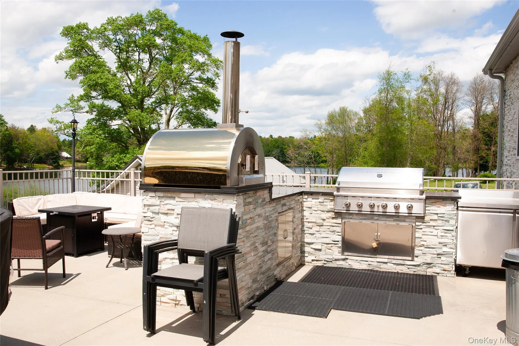 35 Washington Lake Road, Highland, NY, 16 Bedrooms Bedrooms, 19 Rooms Rooms,10 BathroomsBathrooms,Residential,For Rent,Washington Lake,0,992733 35 Washington Lake Road, Highland, NY, 16 Bedrooms Bedrooms, 19 Rooms Rooms,10 BathroomsBathrooms,Residential,For Rent,Washington Lake,0,992733