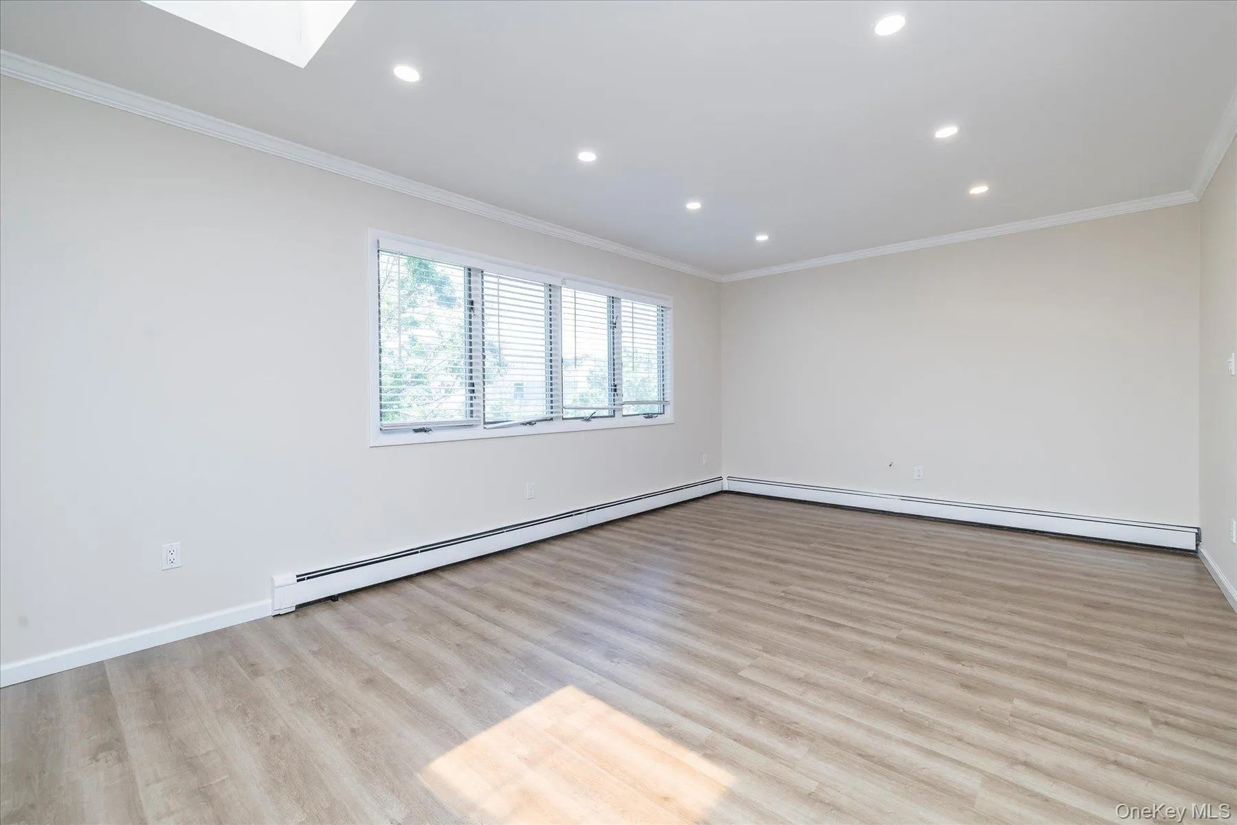 449 Market Street, Long Beach, NY, 3 Bedrooms Bedrooms, 6 Rooms Rooms,1 BathroomBathrooms,Residential Lease,For Rent,Market,0,992738 449 Market Street, Long Beach, NY, 3 Bedrooms Bedrooms, 6 Rooms Rooms,1 BathroomBathrooms,Residential Lease,For Rent,Market,0,992738