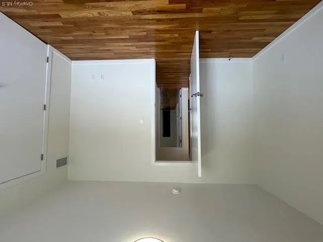1 Kirkwood Road, North Hempstead, NY, 2 Bedrooms Bedrooms, 5 Rooms Rooms,2 BathroomsBathrooms,Residential Lease,For Rent,Kirkwood,0,992746 1 Kirkwood Road, North Hempstead, NY, 2 Bedrooms Bedrooms, 5 Rooms Rooms,2 BathroomsBathrooms,Residential Lease,For Rent,Kirkwood,0,992746