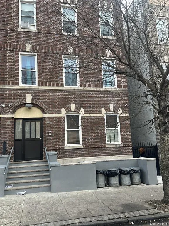 80 Elliott Avenue, Yonkers, NY, 4 Bedrooms Bedrooms, 6 Rooms Rooms,1 BathroomBathrooms,Residential Lease,For Rent,Elliott Avenue,0,992759 80 Elliott Avenue, Yonkers, NY, 4 Bedrooms Bedrooms, 6 Rooms Rooms,1 BathroomBathrooms,Residential Lease,For Rent,Elliott Avenue,0,992759