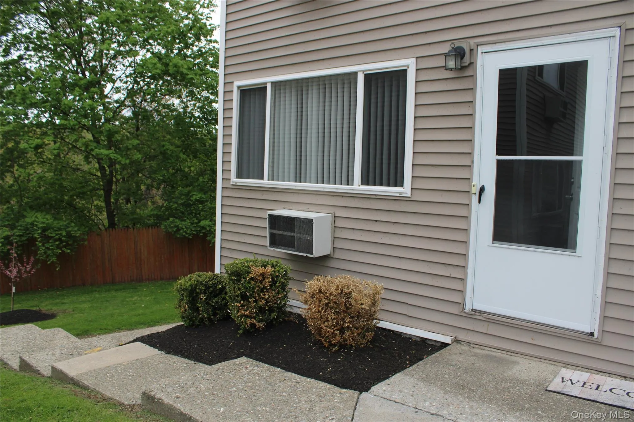 8 Fishkill Glen Drive, Fishkill, NY, 1 Bedroom Bedrooms, ,1 BathroomBathrooms,Residential Lease,For Rent,Fishkill Glen,0,992760 8 Fishkill Glen Drive, Fishkill, NY, 1 Bedroom Bedrooms, ,1 BathroomBathrooms,Residential Lease,For Rent,Fishkill Glen,0,992760
