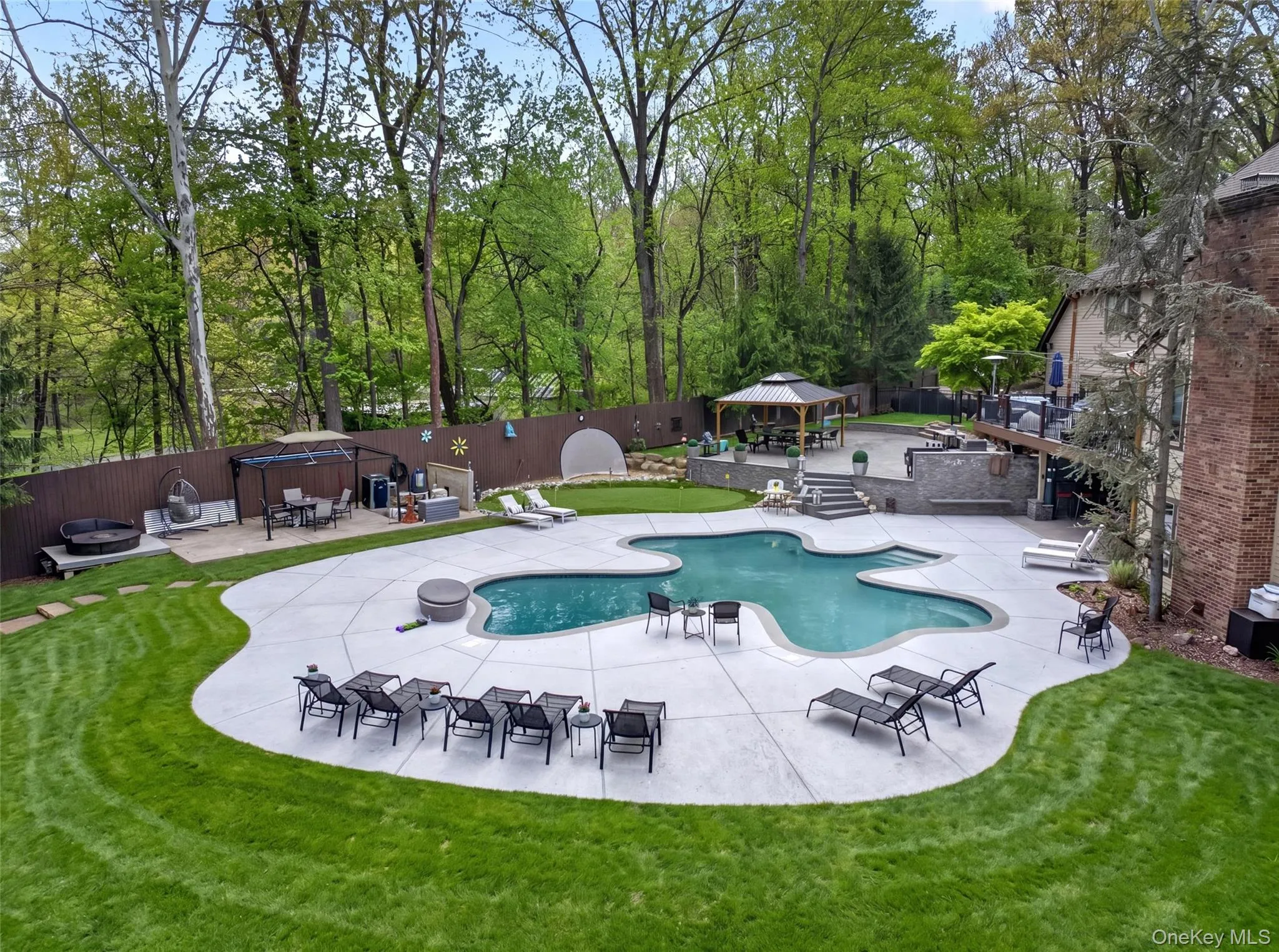 4 Abbey Road, Orangetown, NY, 6 Bedrooms Bedrooms, 20 Rooms Rooms,5 BathroomsBathrooms,Residential,For Rent,Abbey,0,992777 4 Abbey Road, Orangetown, NY, 6 Bedrooms Bedrooms, 20 Rooms Rooms,5 BathroomsBathrooms,Residential,For Rent,Abbey,0,992777