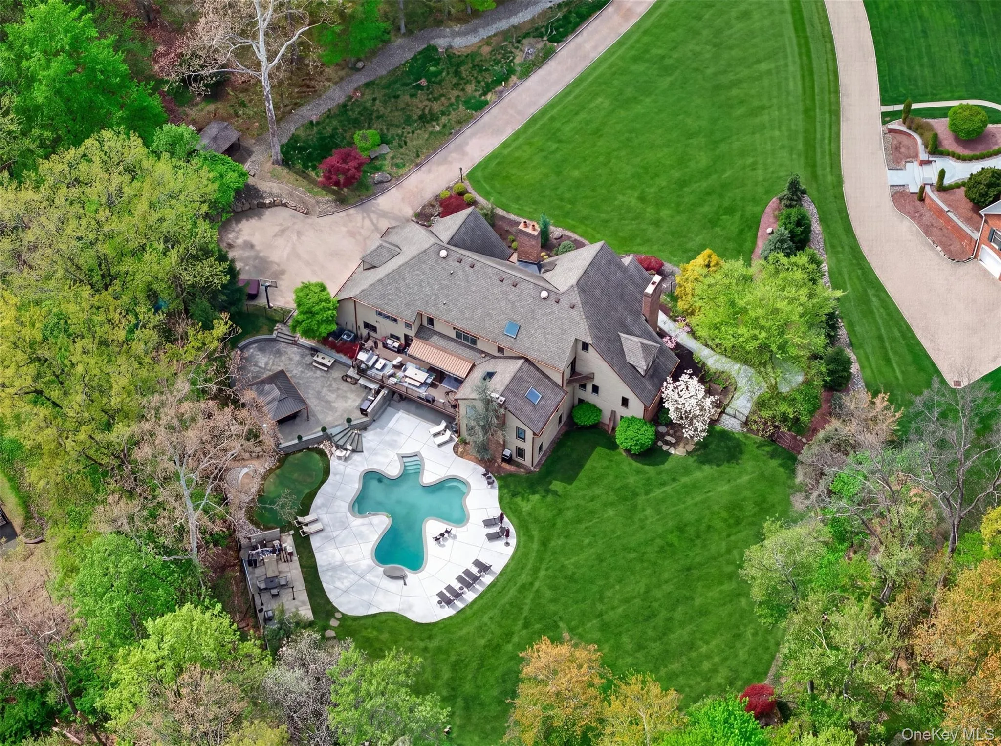 4 Abbey Road, Orangetown, NY, 6 Bedrooms Bedrooms, 20 Rooms Rooms,5 BathroomsBathrooms,Residential,For Rent,Abbey,0,992777 4 Abbey Road, Orangetown, NY, 6 Bedrooms Bedrooms, 20 Rooms Rooms,5 BathroomsBathrooms,Residential,For Rent,Abbey,0,992777