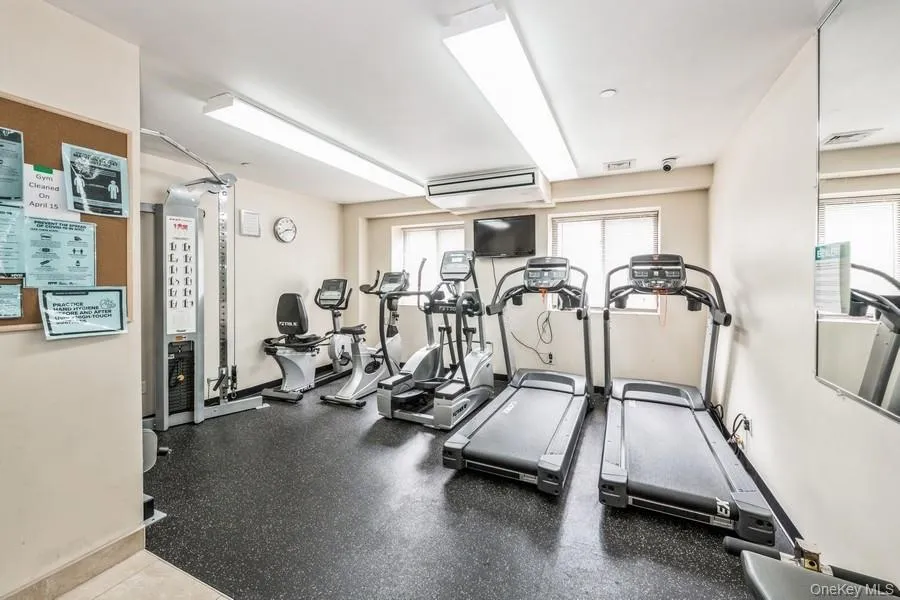 141-16 84th Drive, New York, NY, 2 Bedrooms Bedrooms, 6 Rooms Rooms,2 BathroomsBathrooms,Residential Lease,For Rent,84th,0,992798 141-16 84th Drive, New York, NY, 2 Bedrooms Bedrooms, 6 Rooms Rooms,2 BathroomsBathrooms,Residential Lease,For Rent,84th,0,992798