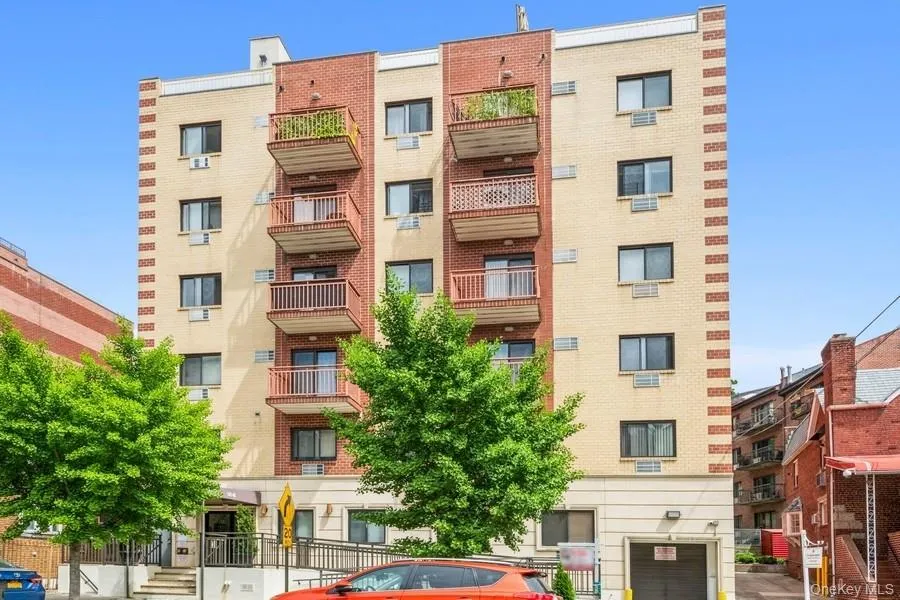 141-16 84th Drive, New York, NY, 2 Bedrooms Bedrooms, 6 Rooms Rooms,2 BathroomsBathrooms,Residential Lease,For Rent,84th,0,992798 141-16 84th Drive, New York, NY, 2 Bedrooms Bedrooms, 6 Rooms Rooms,2 BathroomsBathrooms,Residential Lease,For Rent,84th,0,992798